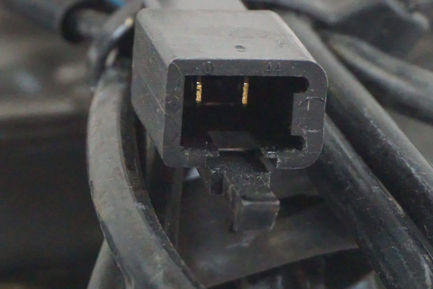 Snett nerifrån på Vattenkylfläkt från en Honda VT 600 C -1999 motorcykel.