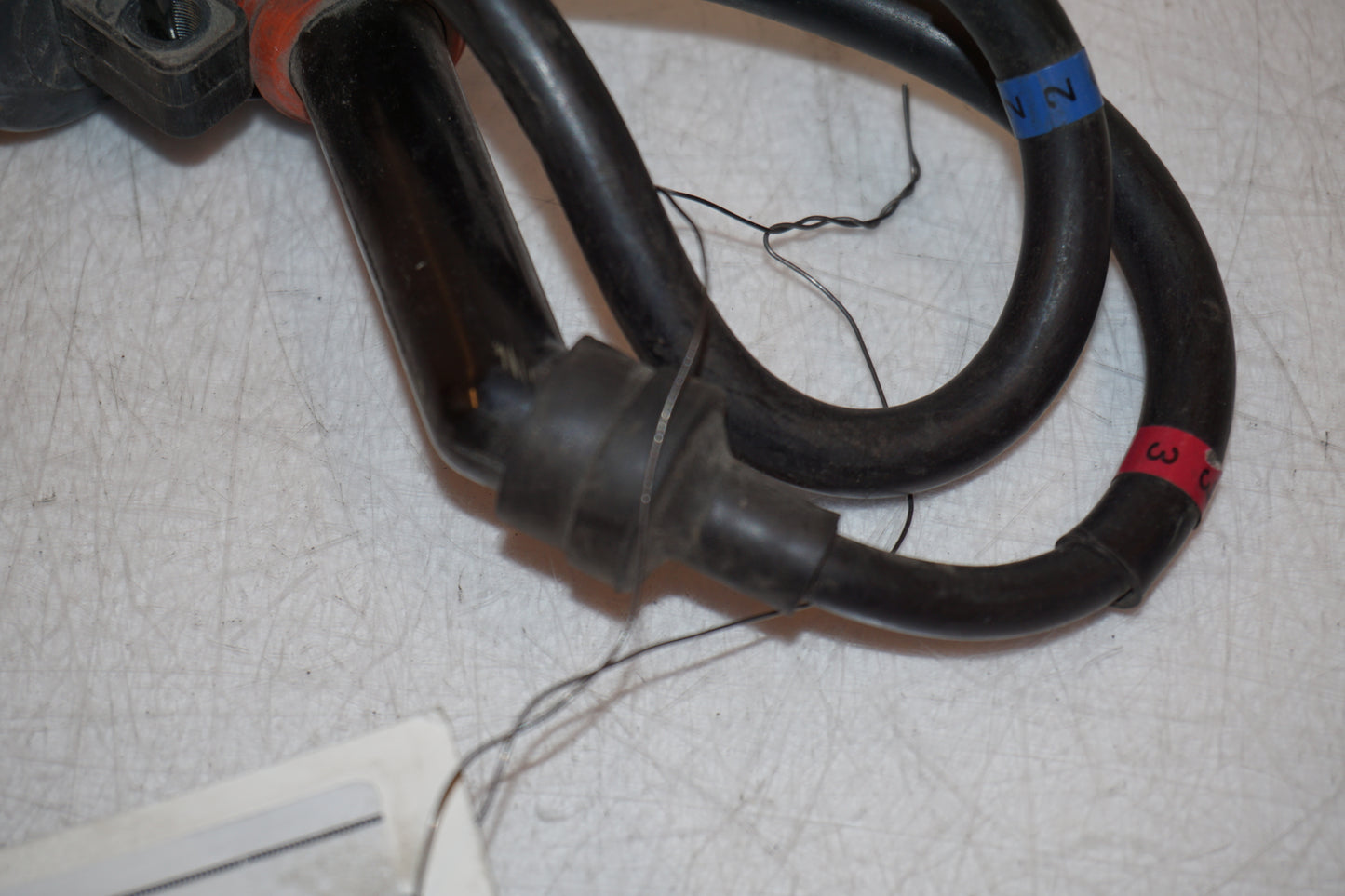 Extrabild2 på Tändspole från en Yamaha YZF 1000 R -2001 motorcykel.