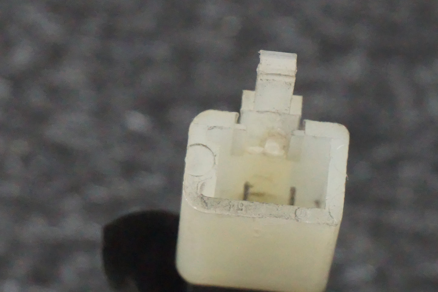 Vänster sida på Bensintankgivare från en Suzuki VL 800 -2001 motorcykel.