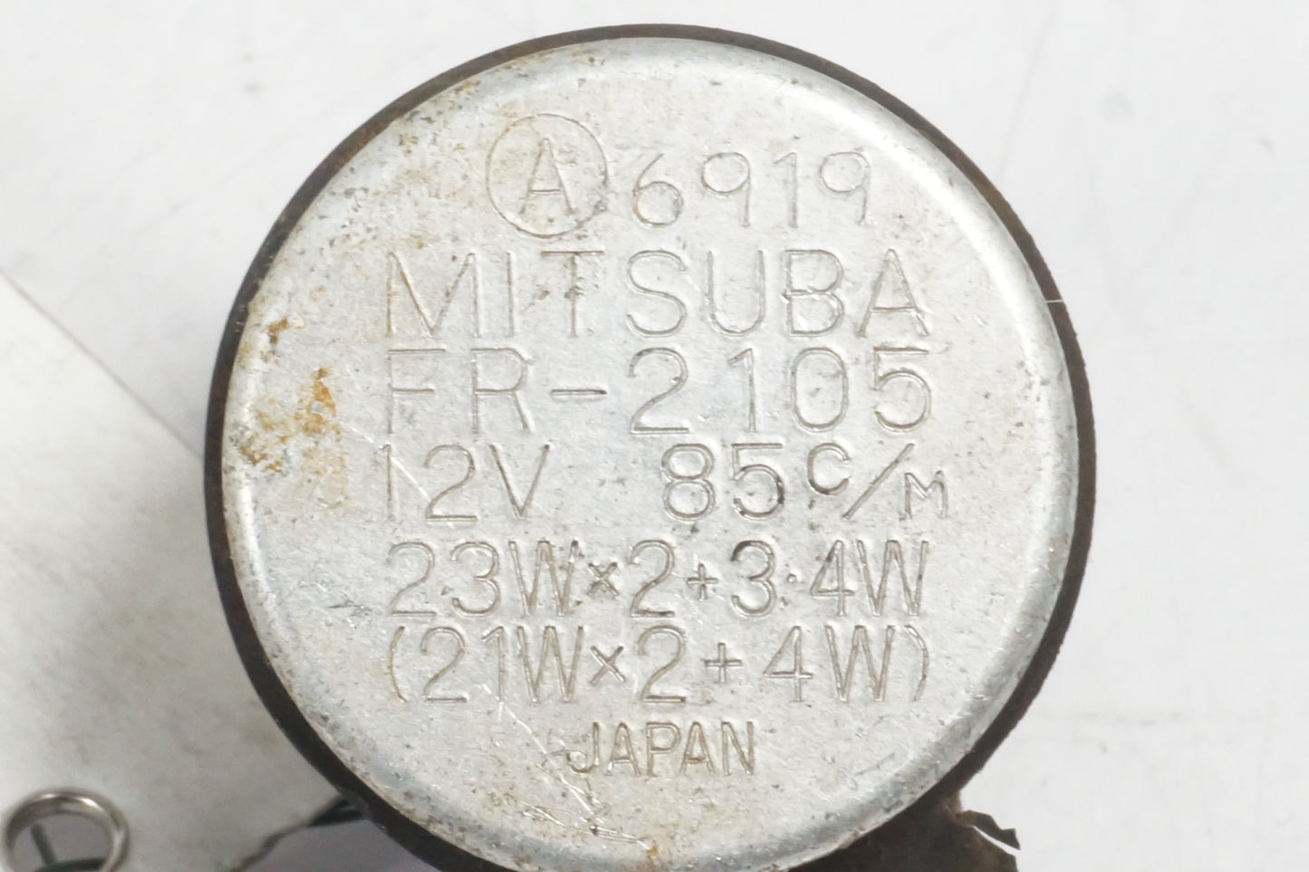 Höger sida på Blinkersrelä från en Honda CB 650 -1982 motorcykel.