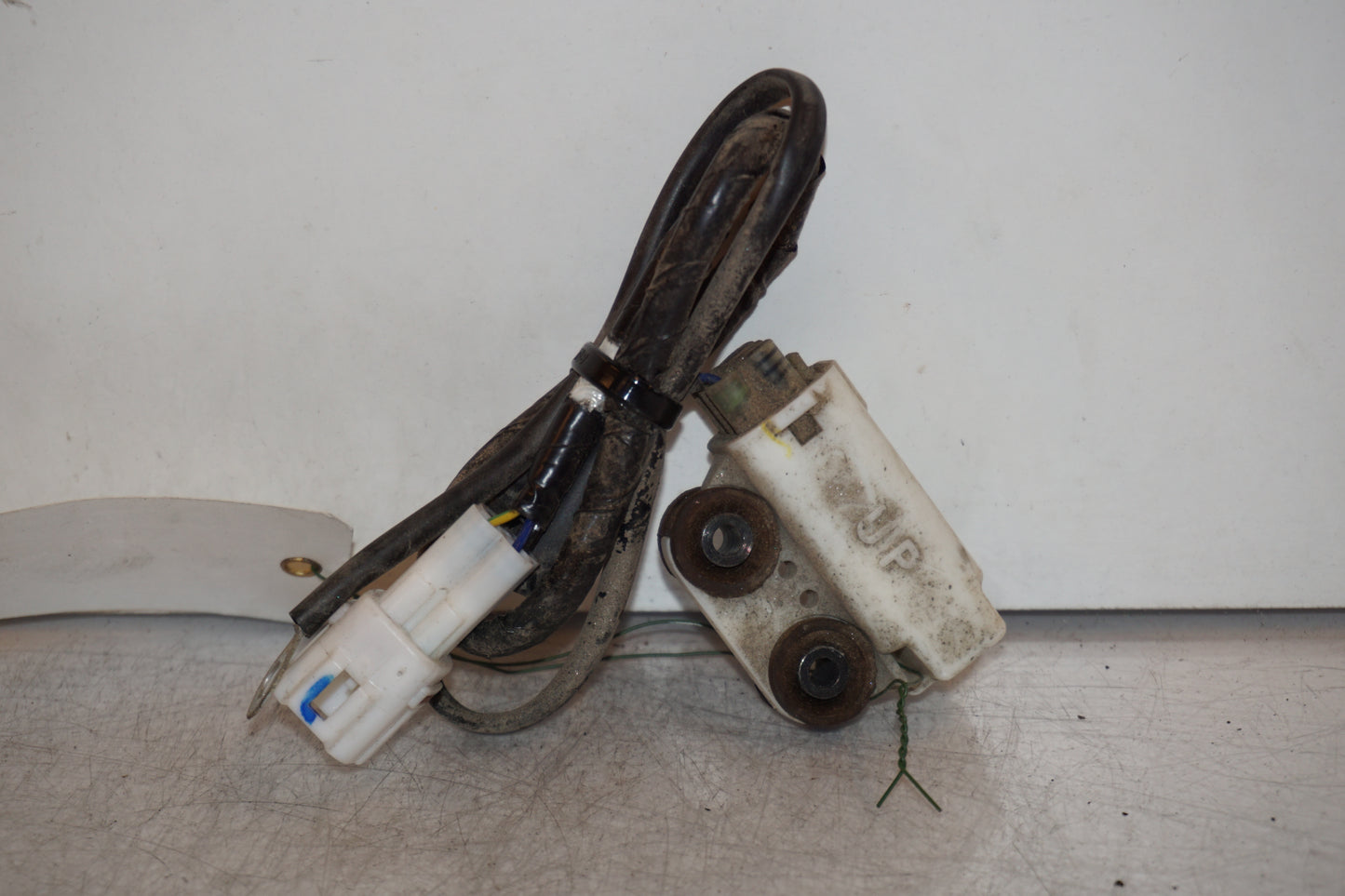 Extrabild2 på Tilt Sensor från en Yamaha XT 1200 Z -2011 motorcykel.