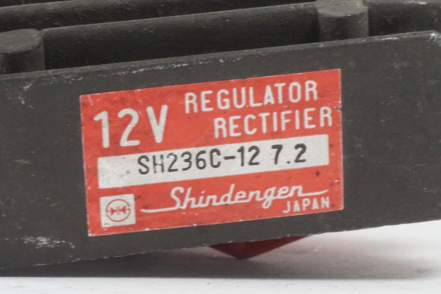 Extrabild1 på Likriktare från en Honda CBR 1000 F -1987 motorcykel.