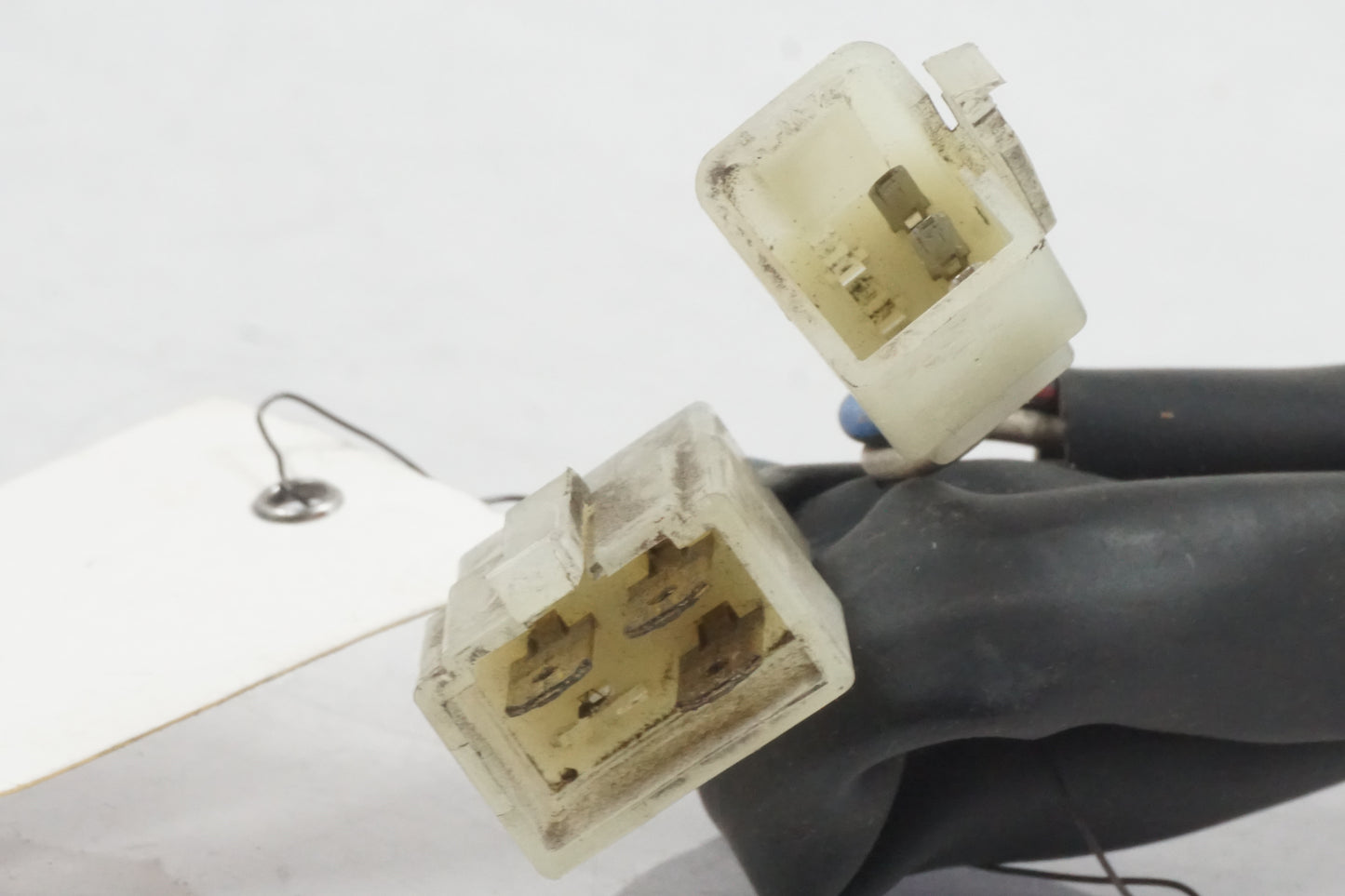 Snett uppifrån på Säkringsbox från en Honda XL 600 V -1997 motorcykel.