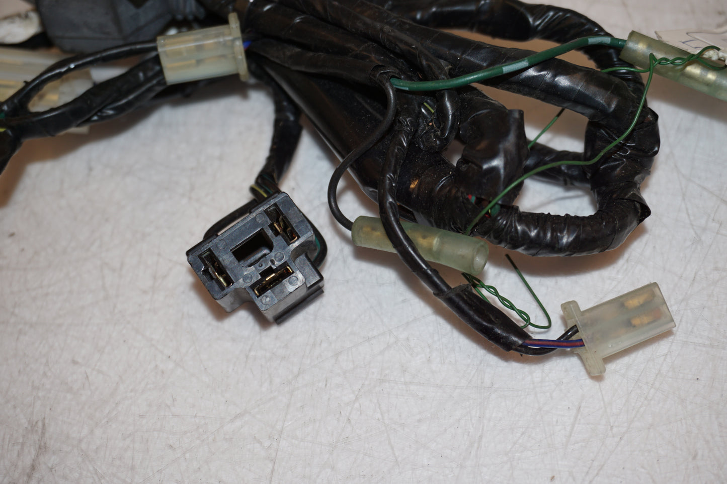 Extrabild2 pÄ Kablage frÄn en Yamaha YZF R6 -2001 motorcykel.