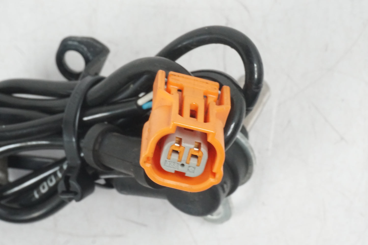 Höger sida på ABS givare från en Honda CBR 1000 RR -2009 motorcykel.