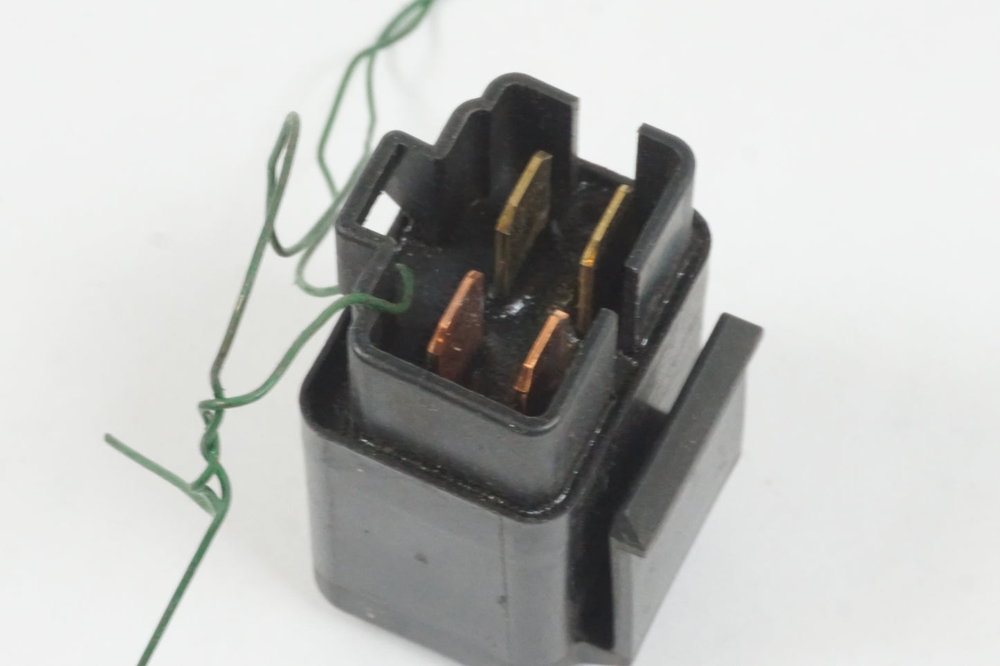 Höger sida pÄ RelÀ frÄn en Honda CBR 600 RR -2003 motorcykel.