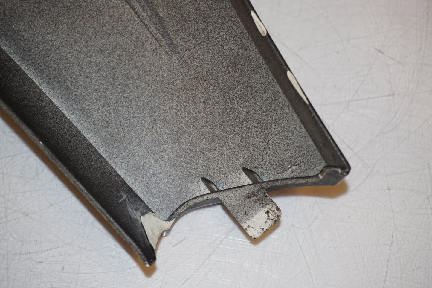 Extrabild4 på Sidopanel från en Honda CB 600 Hornet -2003 motorcykel.