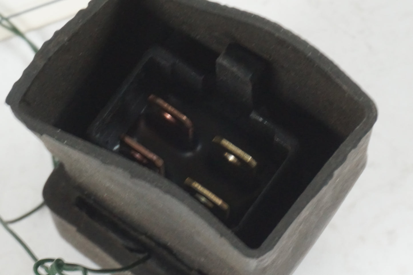 Höger sida på Relä från en Honda VTX 1800 -2002 motorcykel.