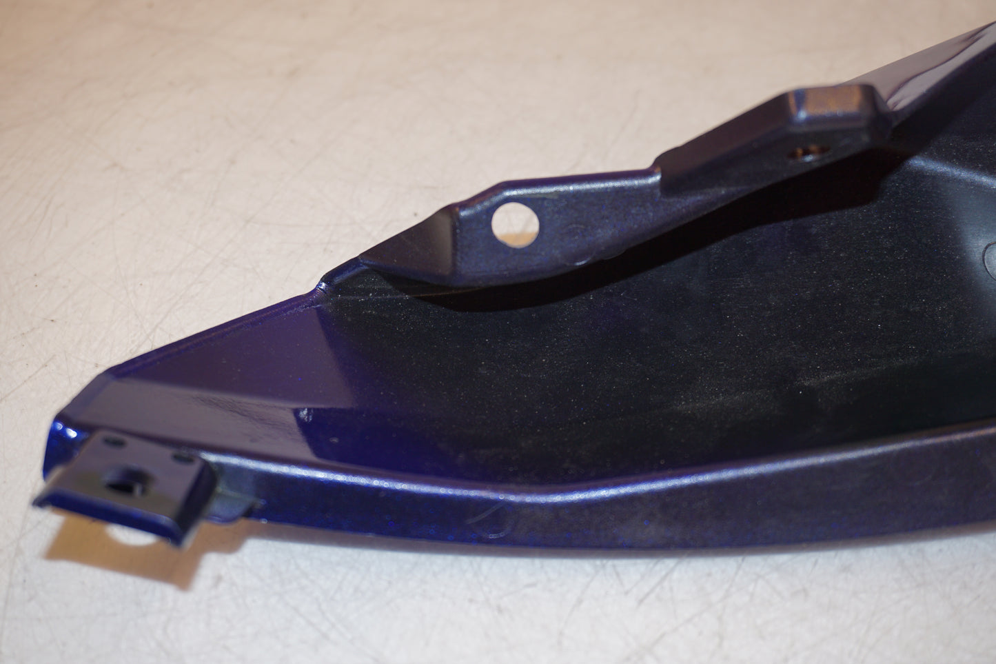 Extrabild3 på Bakvinge från en Yamaha MT-07 Tracer -2016 motorcykel.