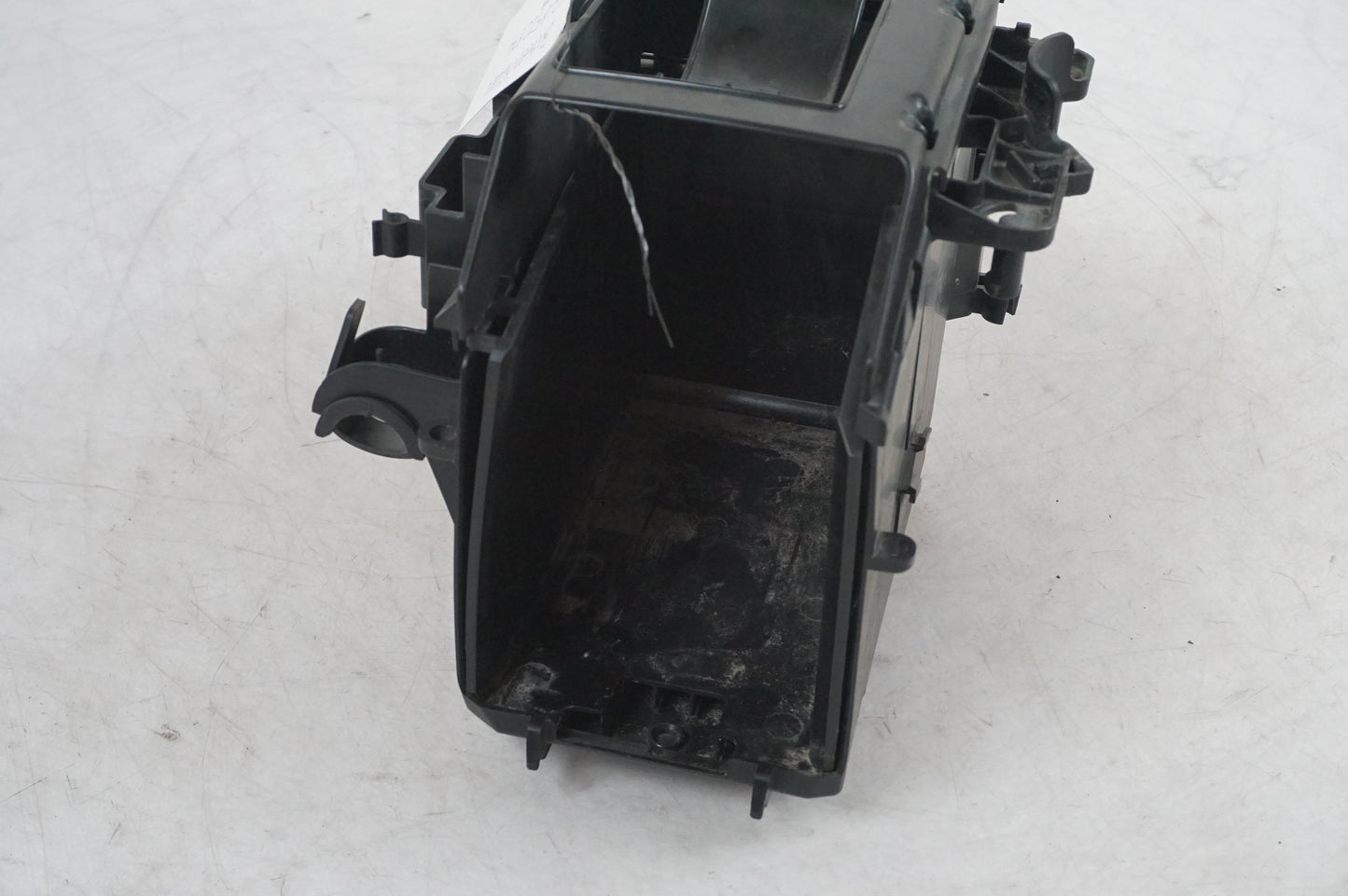 Batterihållare
