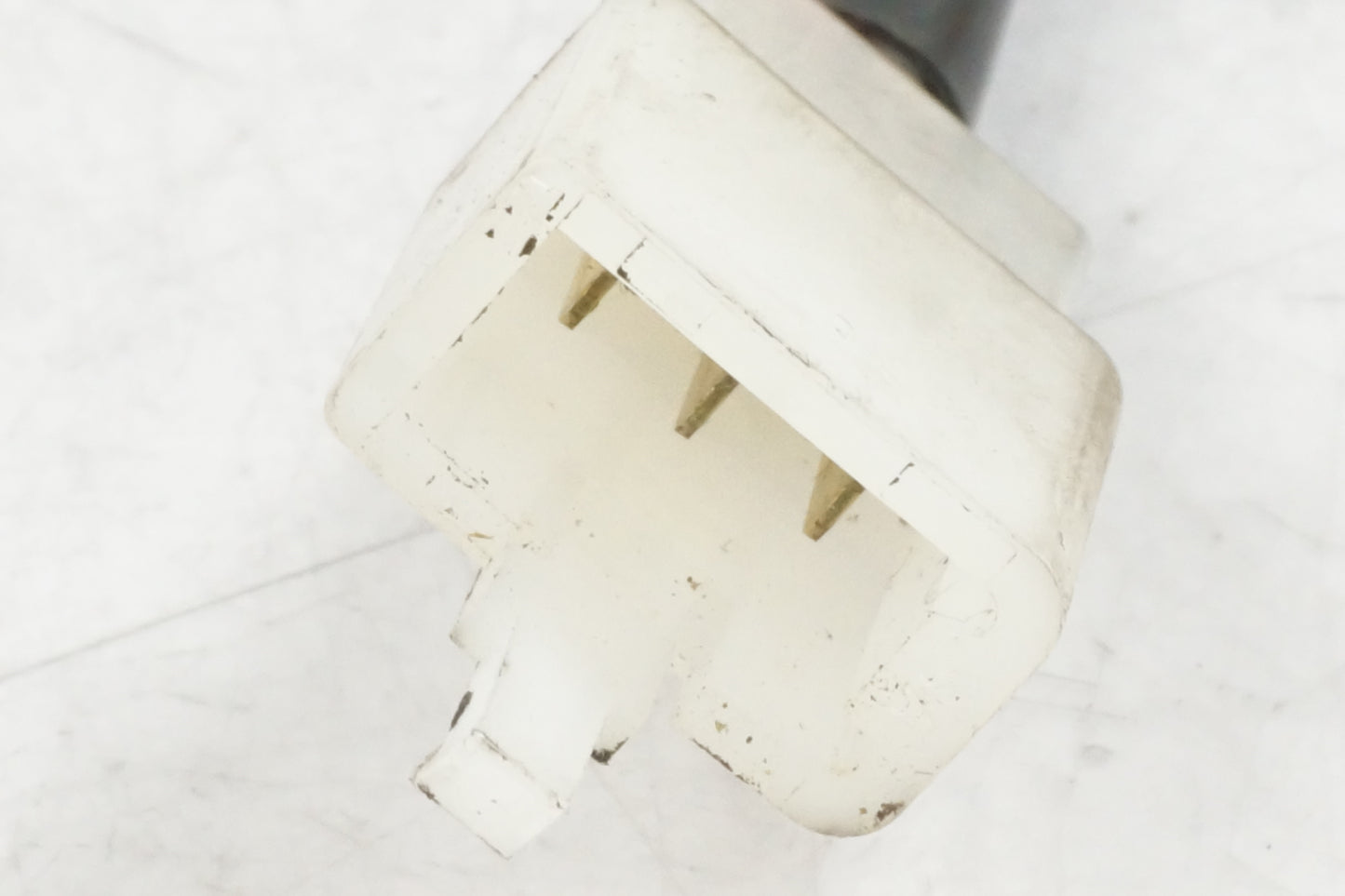 Vänster sida på Tilt Sensor från en Honda CB 1300 F -2004 motorcykel.