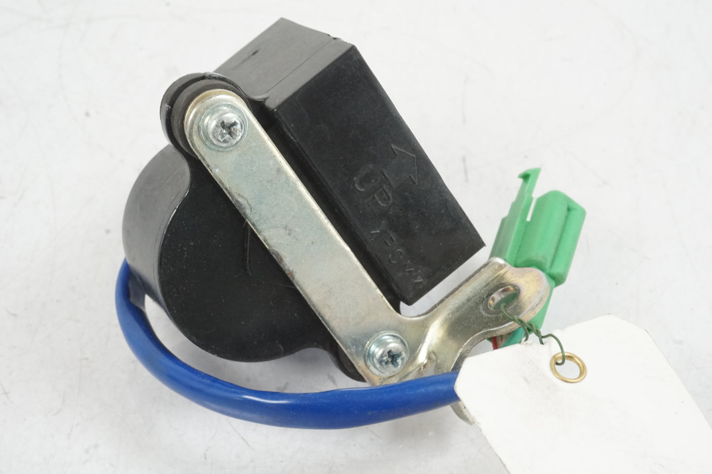 Höger sida på Tilt Sensor från en Honda CB 900 F Hornet -2002 motorcykel.