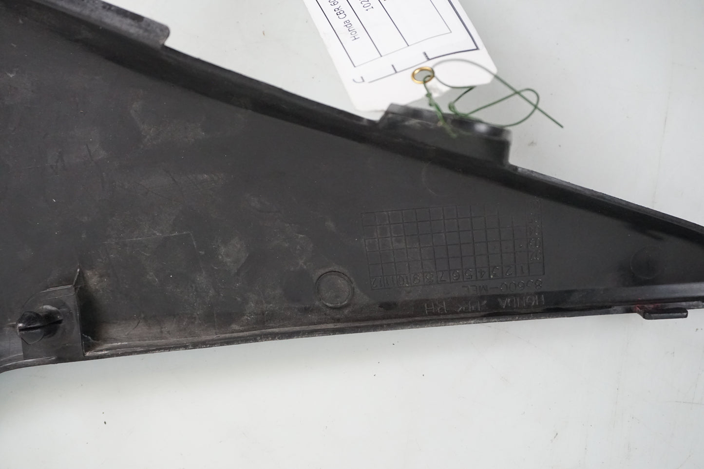Snett uppifrån på Sidopanel från en Honda CBR 600 RR -2003 motorcykel.