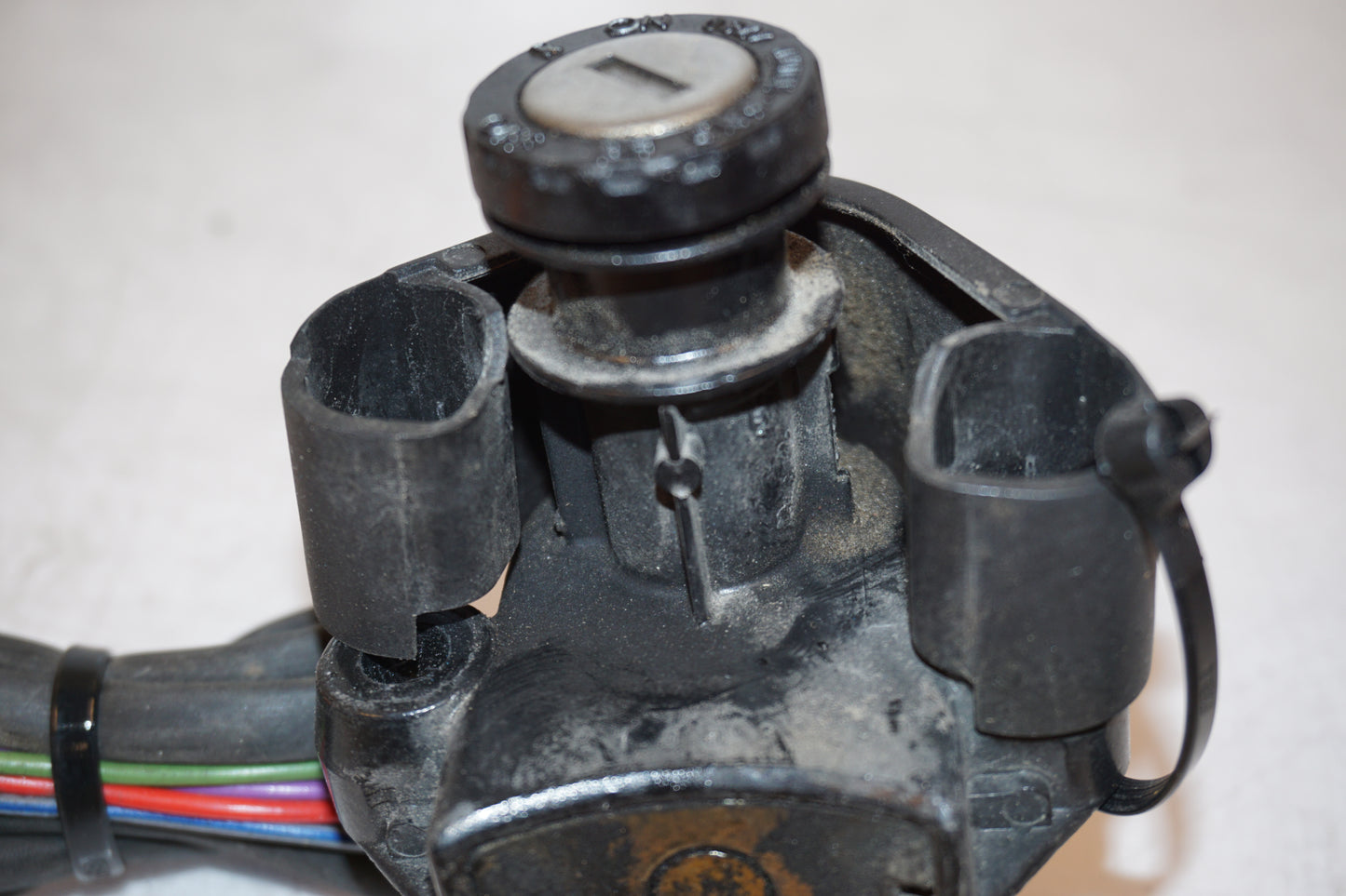 Extrabilder på Låssats från en BMW K 1200 RS -2003 motorcykel.