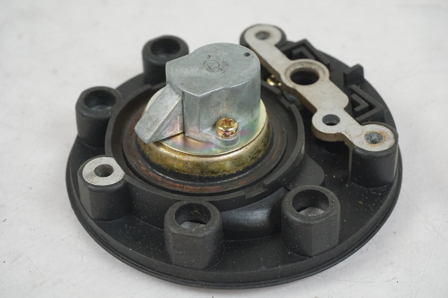 Extrabild1 på Tanklock från en Yamaha YZF 600 R -1997 motorcykel.