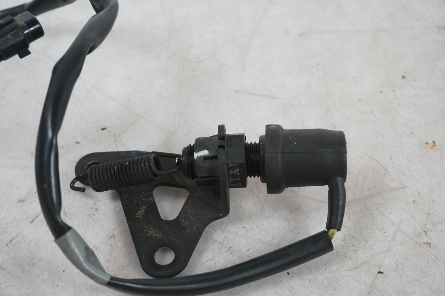 Contact de feu de frein