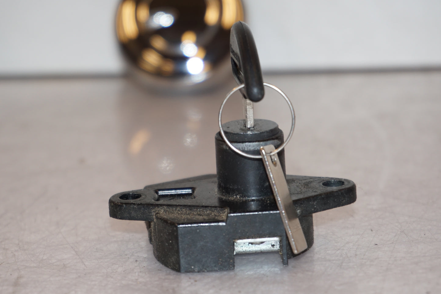 Extrabilder på Låssats från en Kawasaki VN 1700 Classic Tourer -2009 motorcykel.