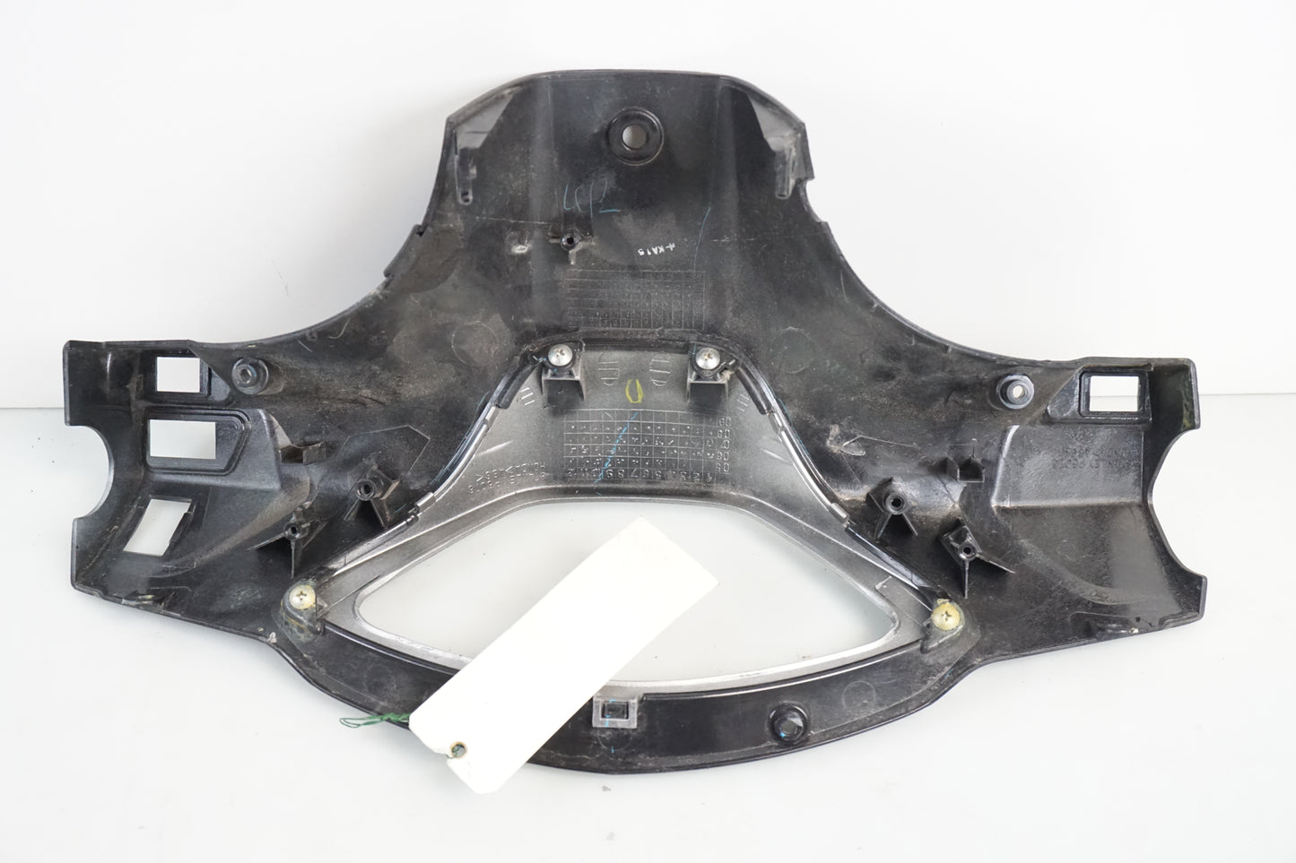 Extrabild3 på Instrumentkåpa från en Honda ANF 125 -2009 motorcykel.