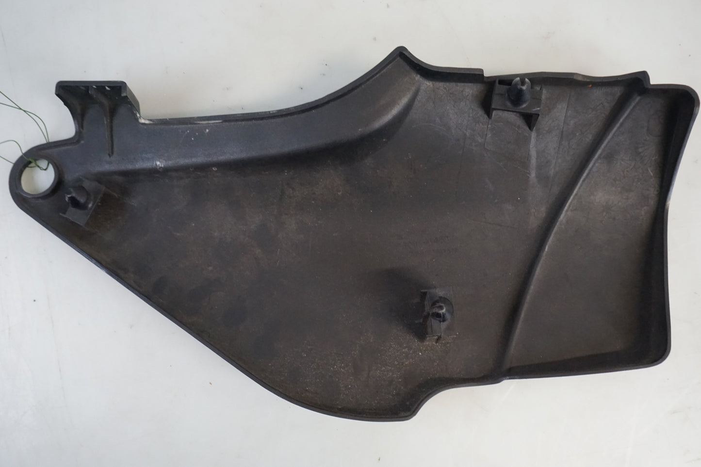 Snett nerifrån på Sidopanel från en Kawasaki Zephyr 750 -1991 motorcykel.