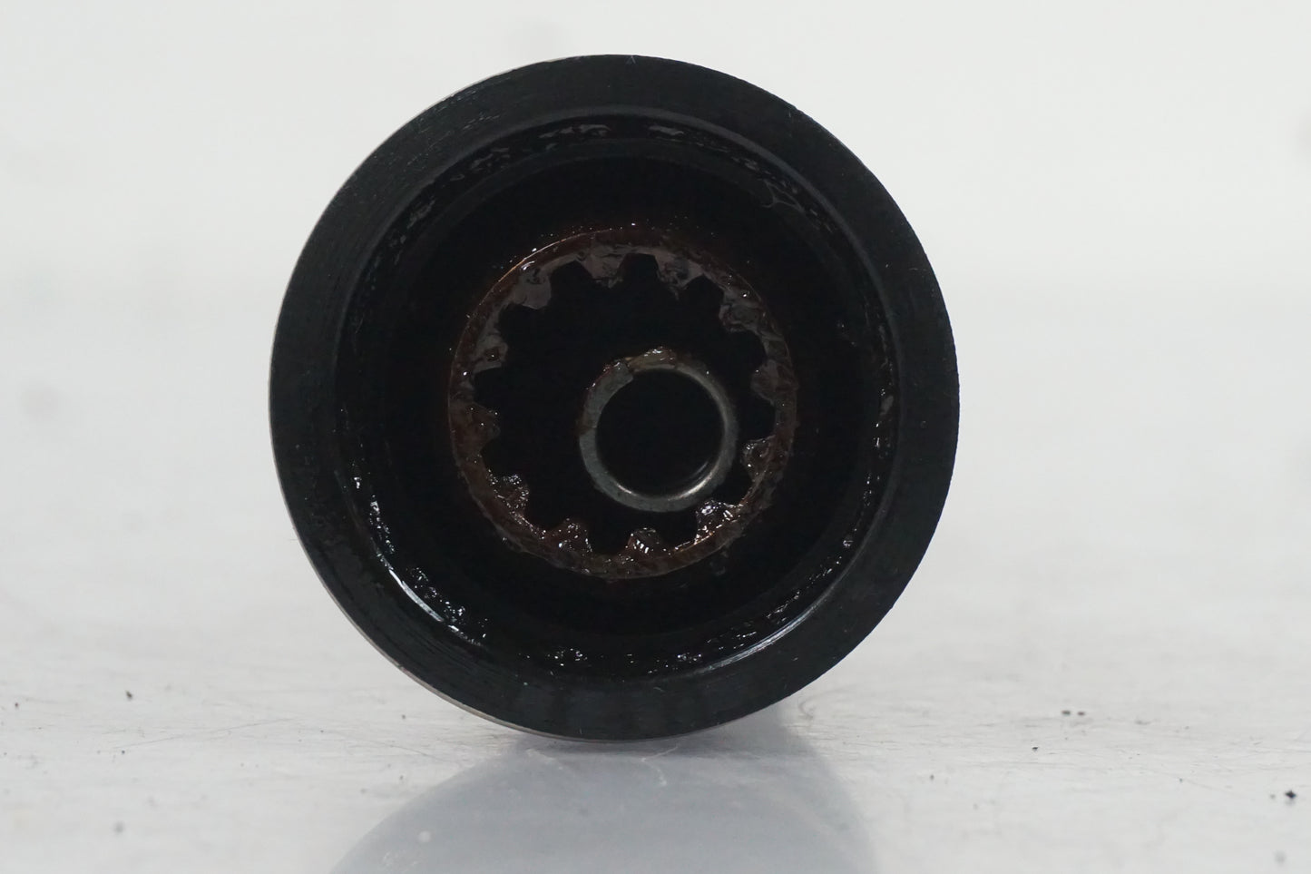 Snett uppifrån på Kardanaxel från en Yamaha XV 400 -1983 motorcykel.