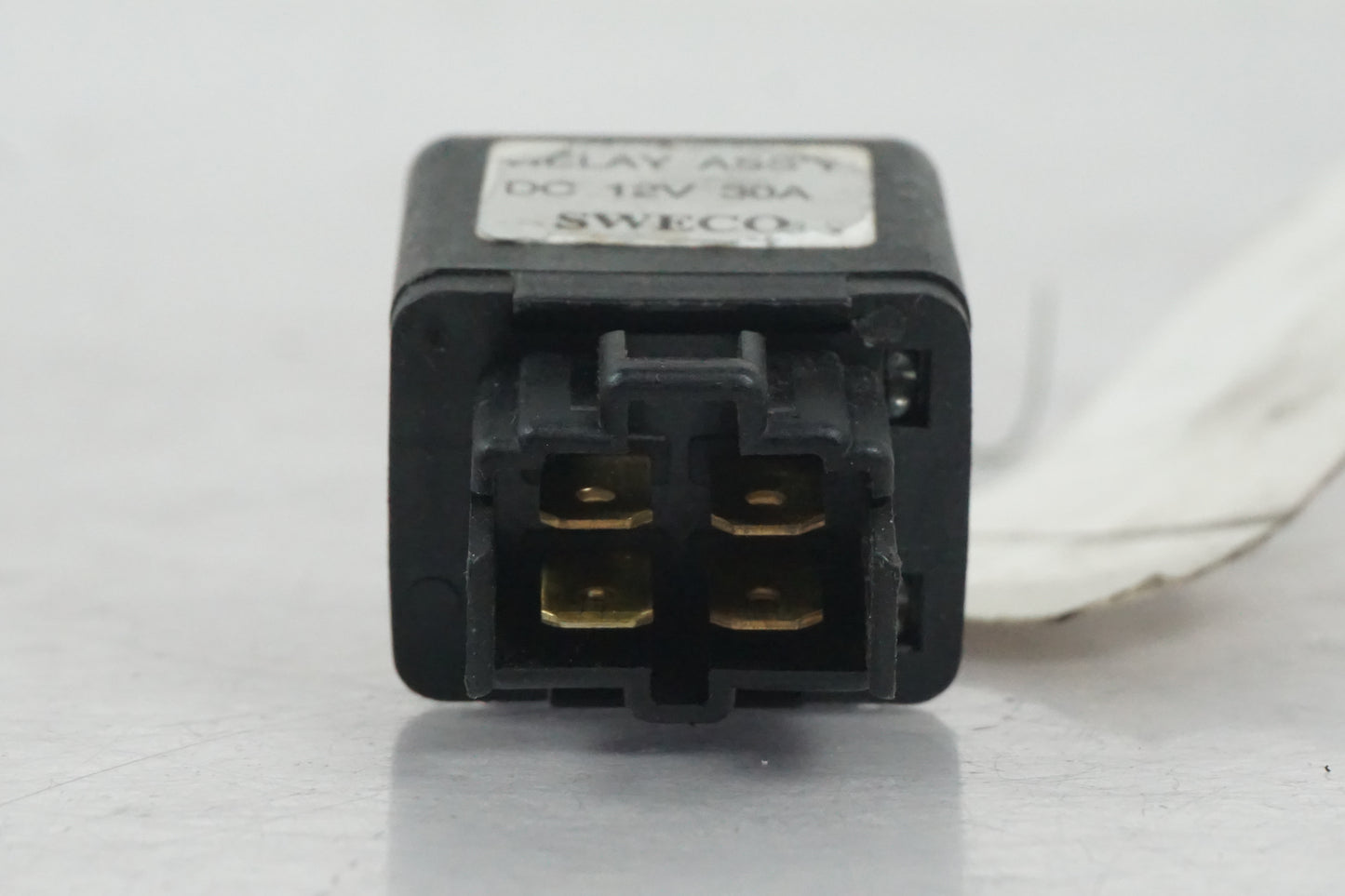 Vänster sida på Relä från en Hyosung GT 650 -2006 motorcykel.