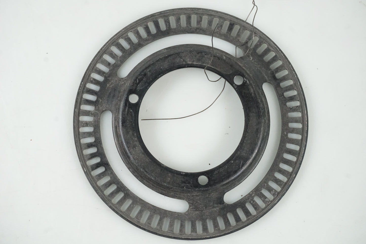 Höger sida på ABS krans från en Honda CTX 1300 -2014 motorcykel.