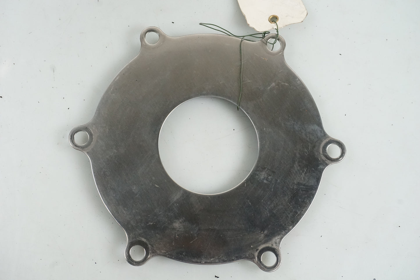 Höger sida på Bromsskivedekor från en Yamaha XVS 1100 -2003 motorcykel.