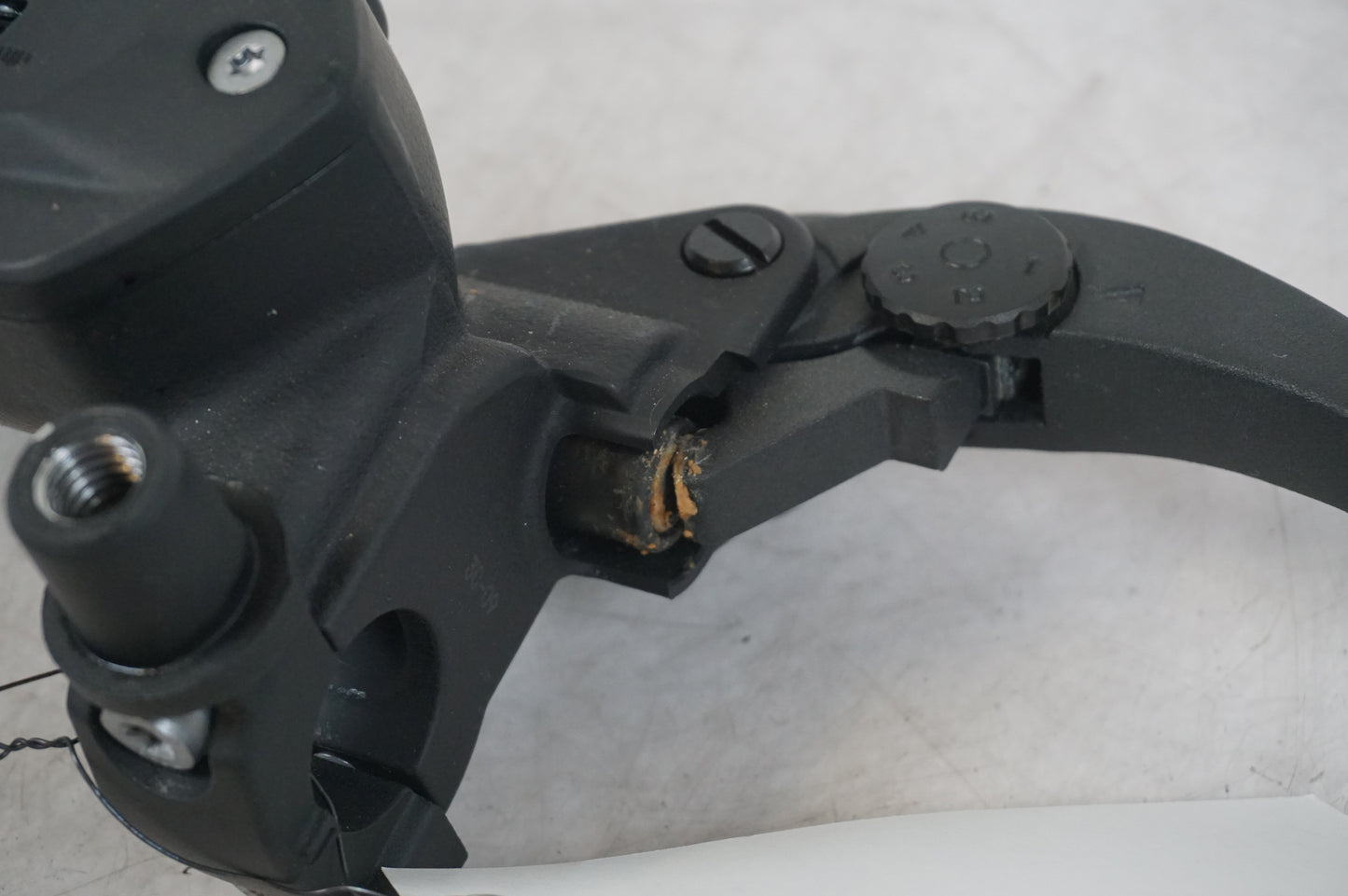 brake master cylinder