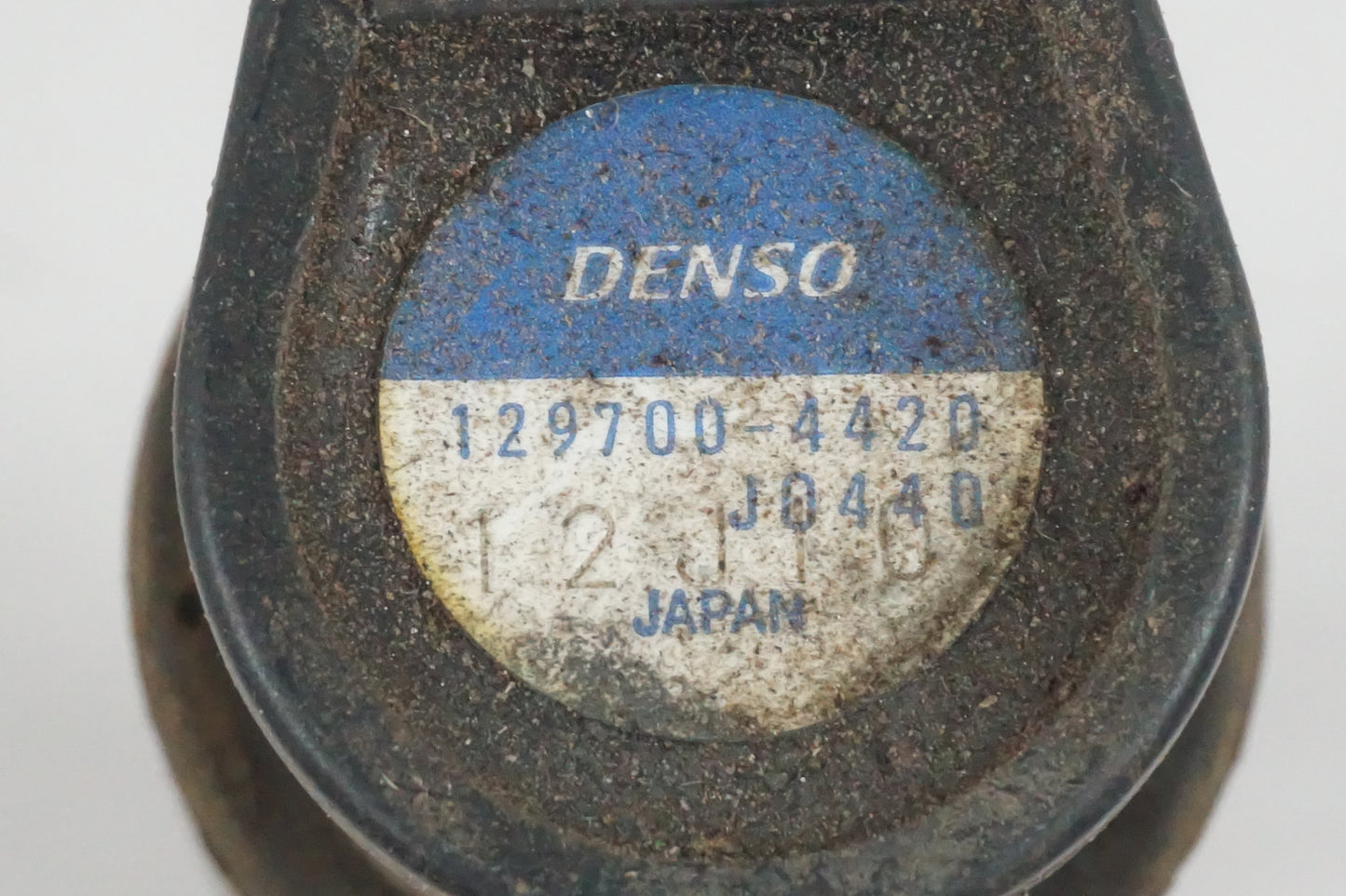 Vänster sida på Tändspole från en Suzuki GSX 1300 BK -2008 motorcykel.