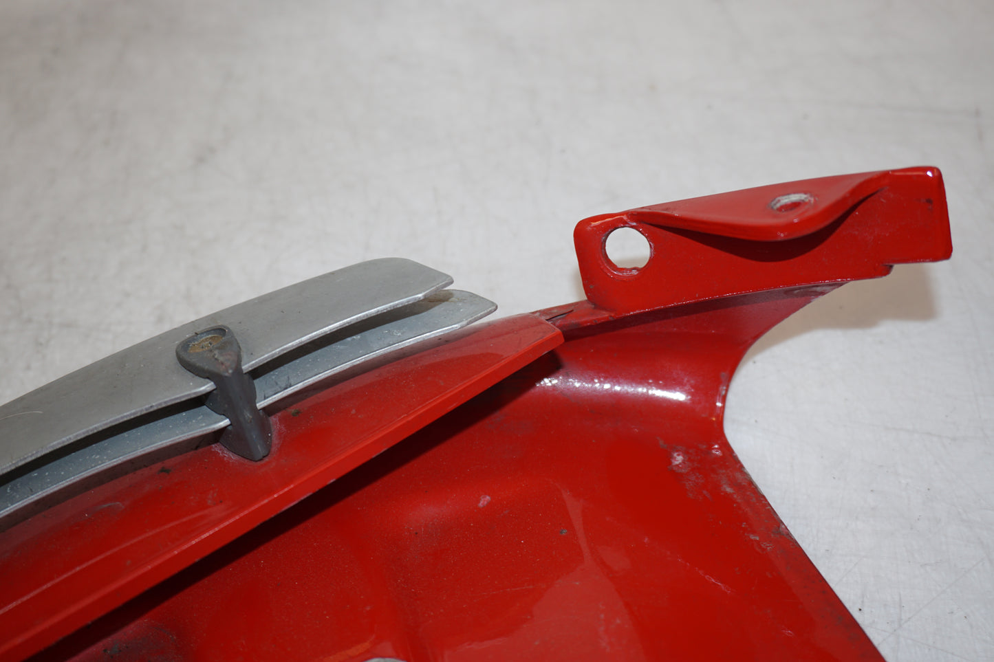 Extrabild3 på Toppkåpa från en Ducati ST2 -1998 motorcykel.