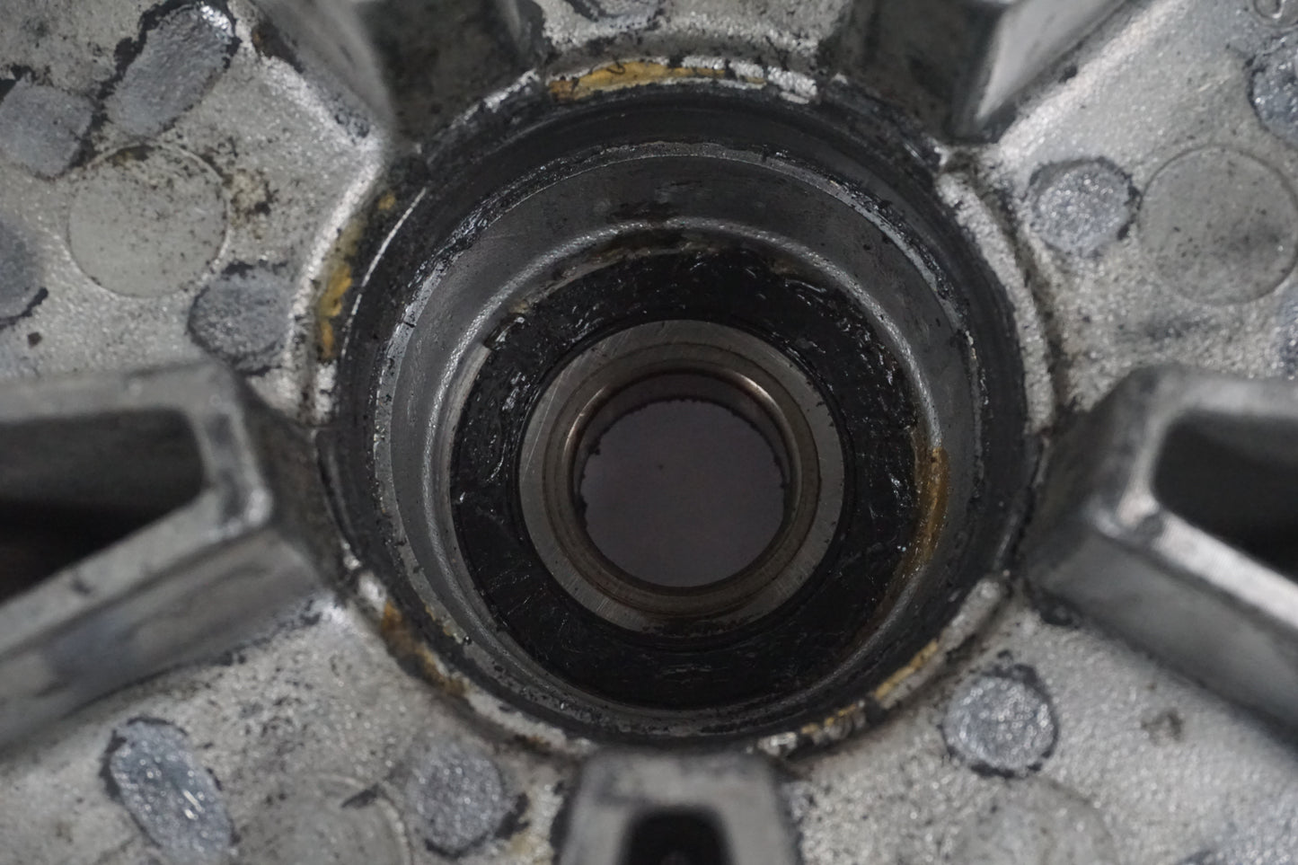 Extrabild1 på Drevfäste från en Honda VFR 750 -1988 motorcykel.