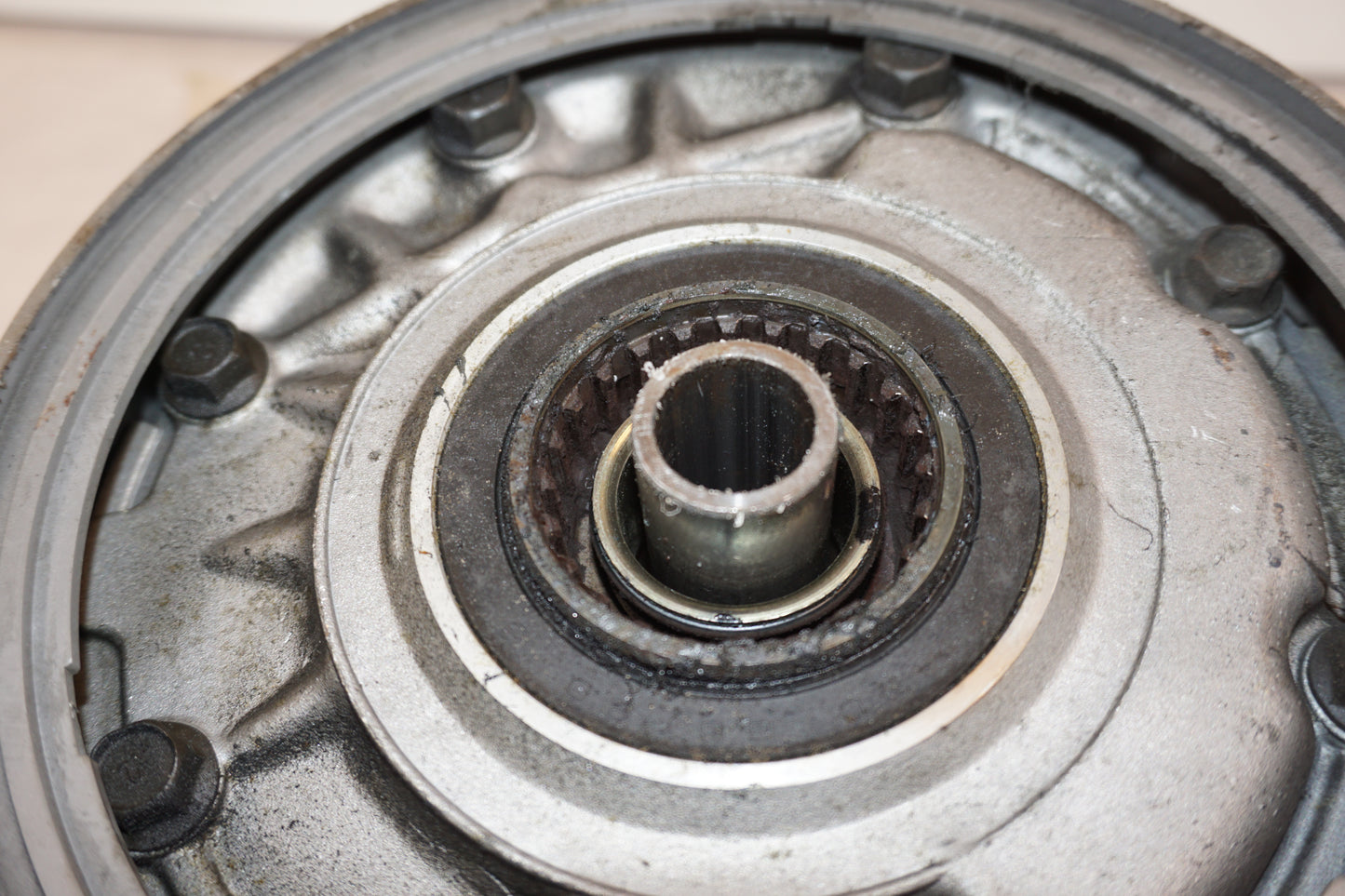 Extrabild4 på Slutväxel från en Honda VT 1100 C -1997 motorcykel.