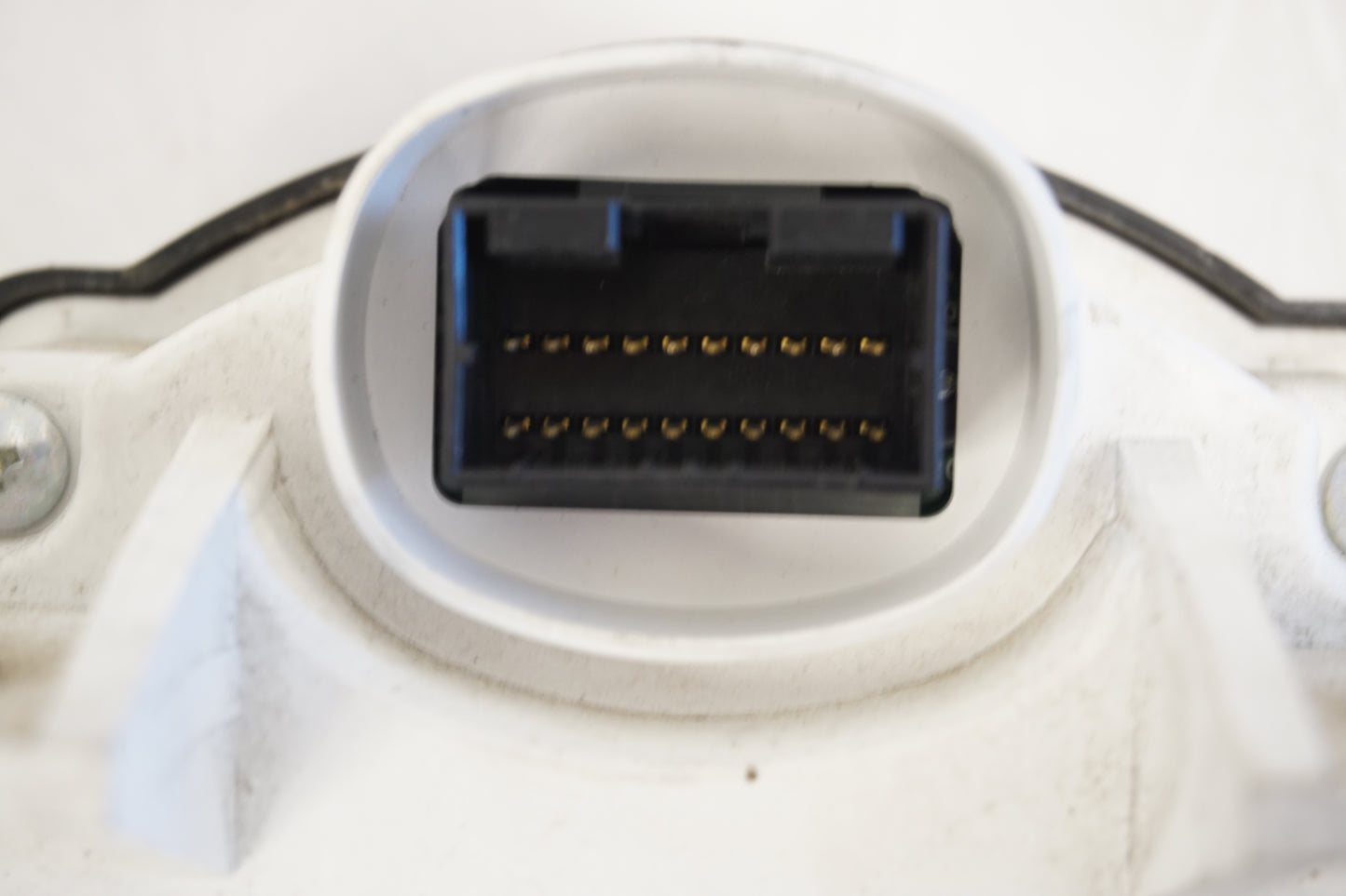 Snett nerifrån på Instrumentpanel från en Kawasaki VN 900 -2007 motorcykel.