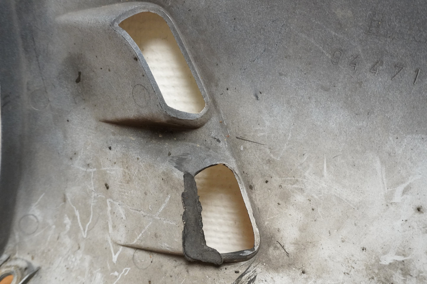 Extrabild2 på Magkåpa från en Suzuki GSX-R 750 -1988 motorcykel.