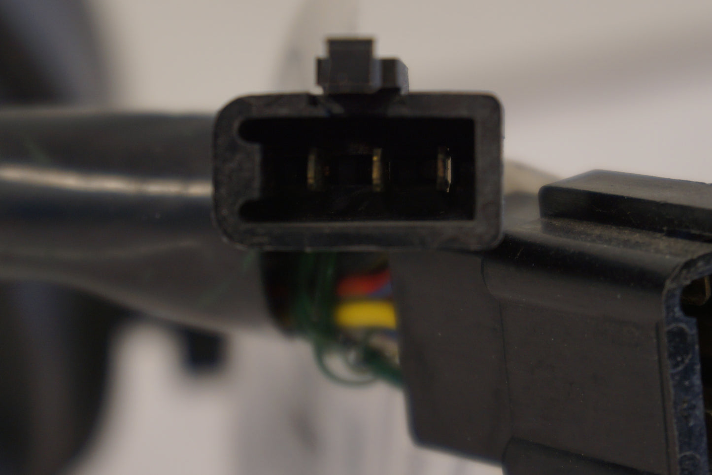 Extrabild2 på Instrumentpanel från en Kawasaki ZX-9R -1994 motorcykel.