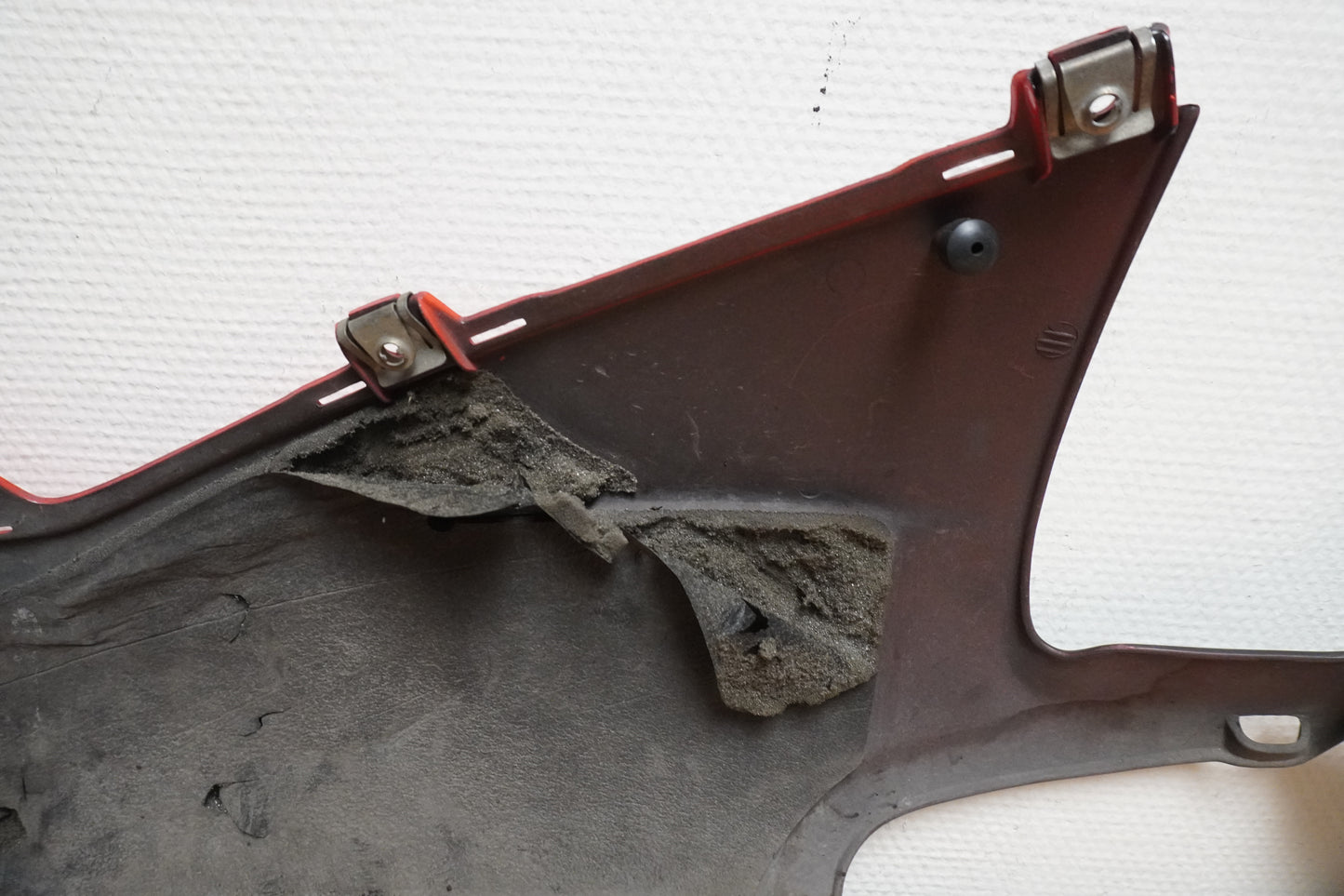 Extrabild3 på Magkåpa från en Aprilia RSV 1000 -2002 motorcykel.