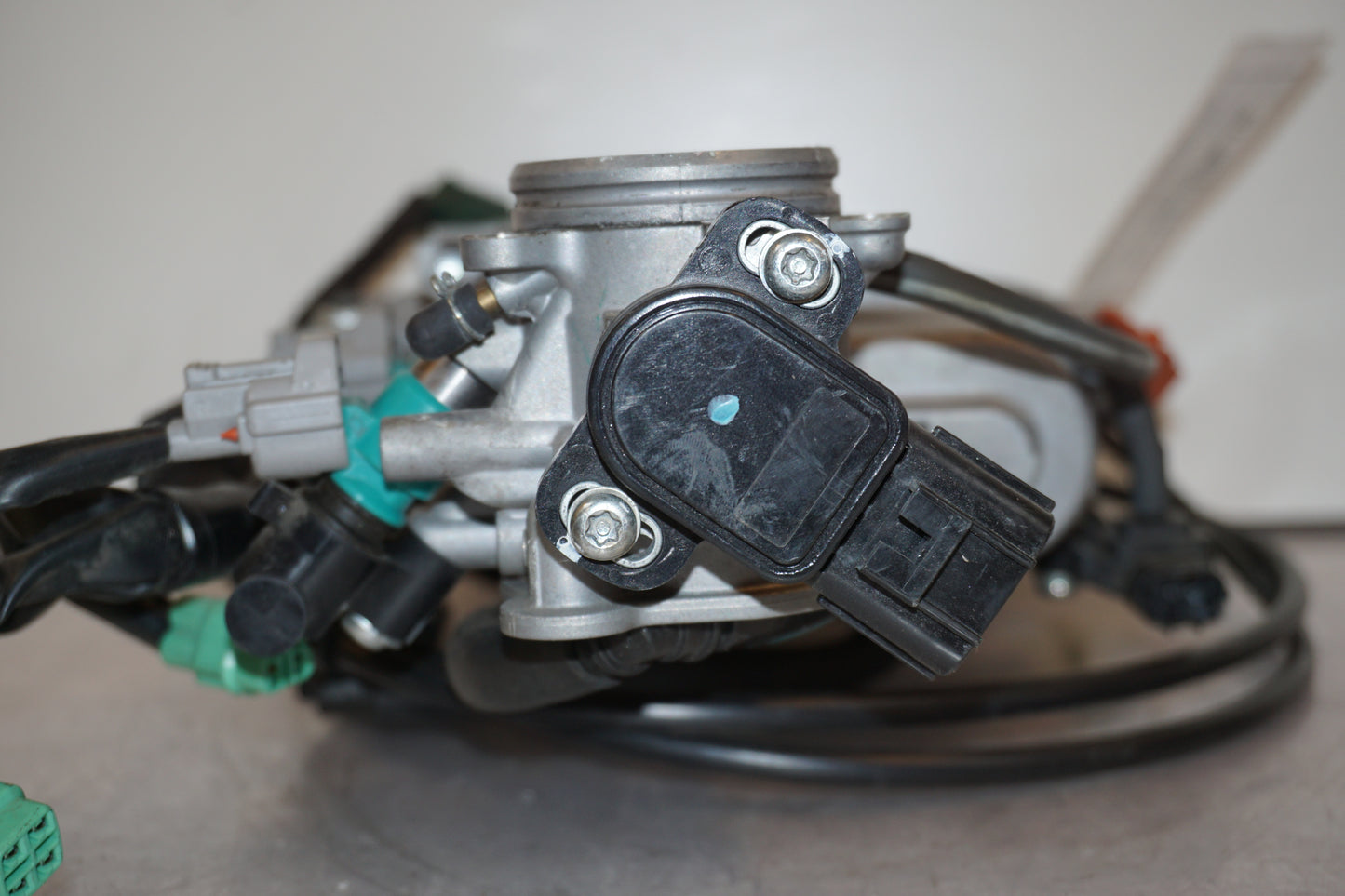 Extrabild1 på Spjällhus från en Yamaha YZF 1000 R1 -2009 motorcykel.