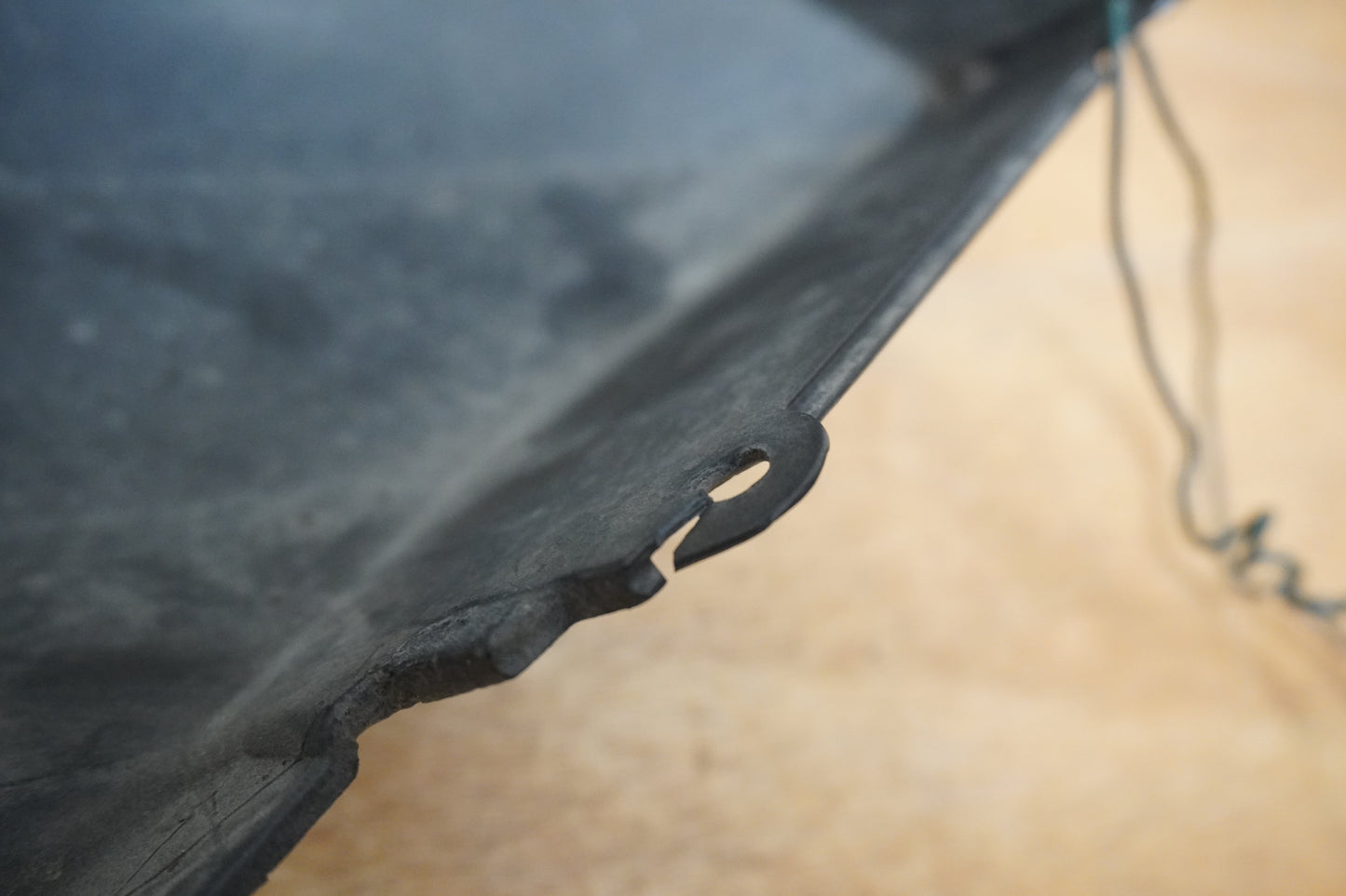 Snett uppifrån på Magkåpa från en Yamaha YZF-R 125 -2009 motorcykel.