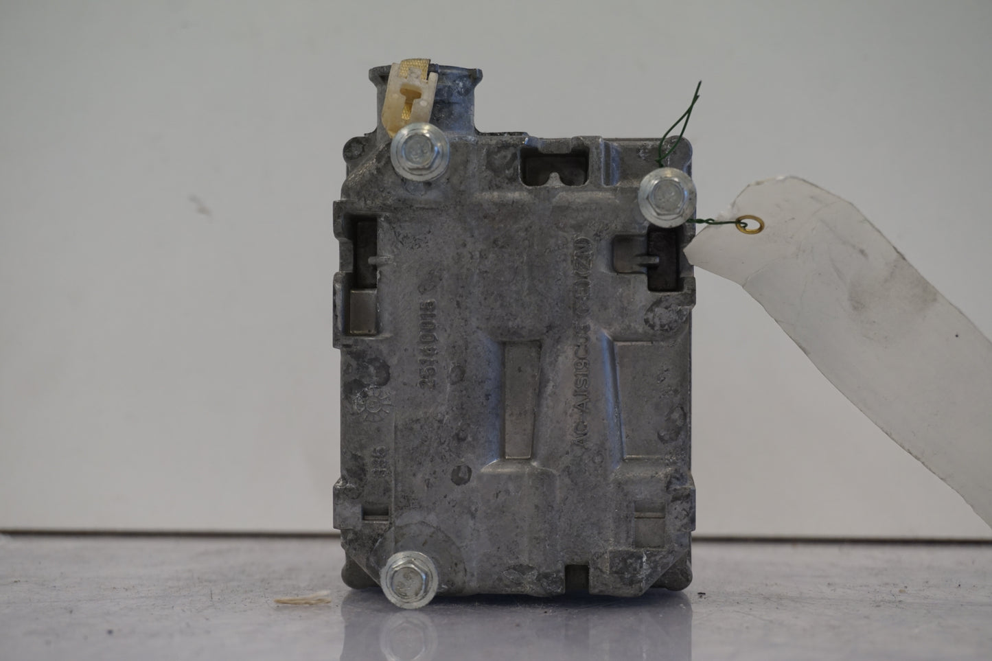 Extrabild2 på Farthållarservo från en BMW R 1200 RT -2011 motorcykel.