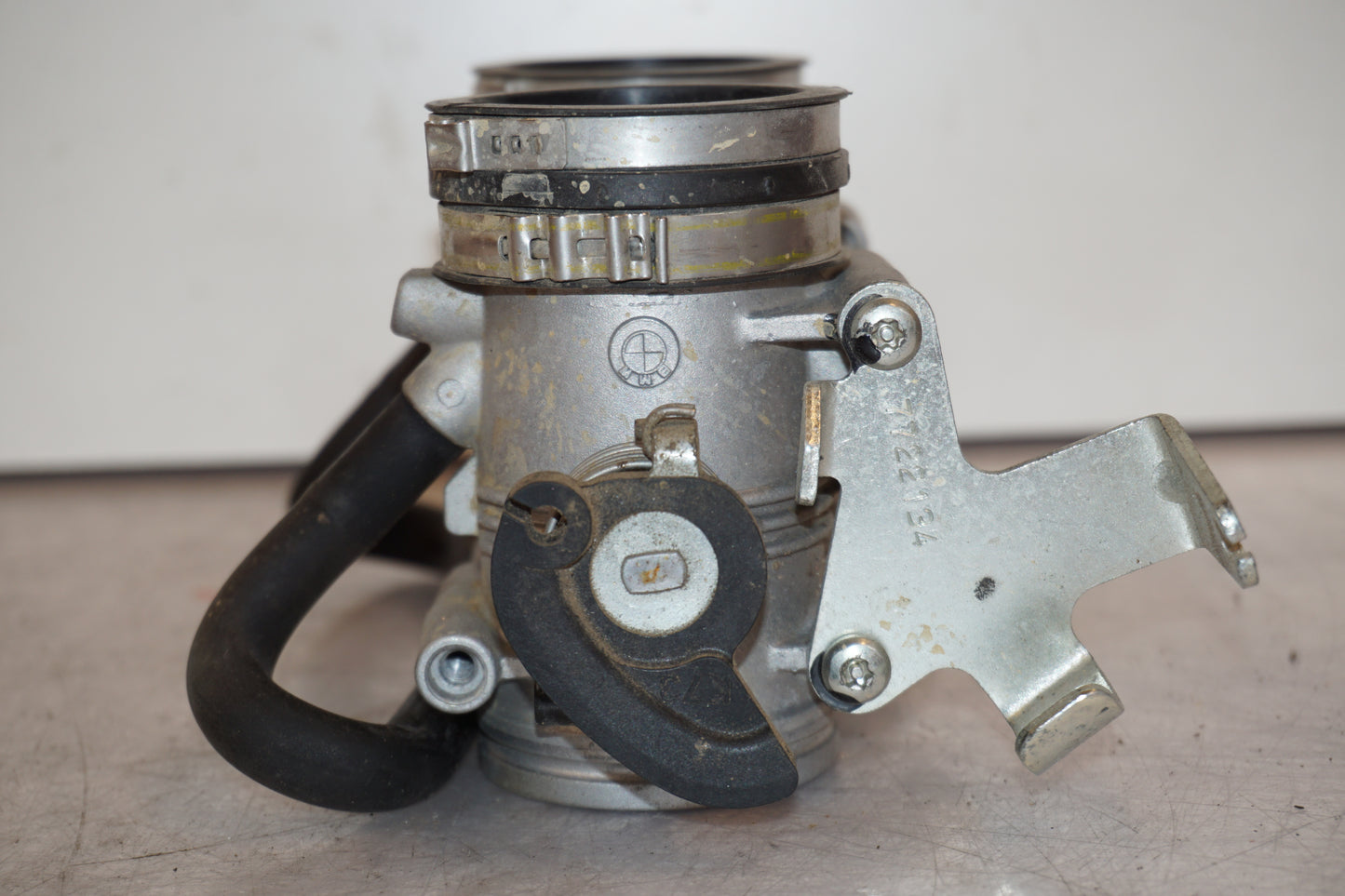 Extrabilder på Spjällhus från en BMW F 800 GS -2011 motorcykel.