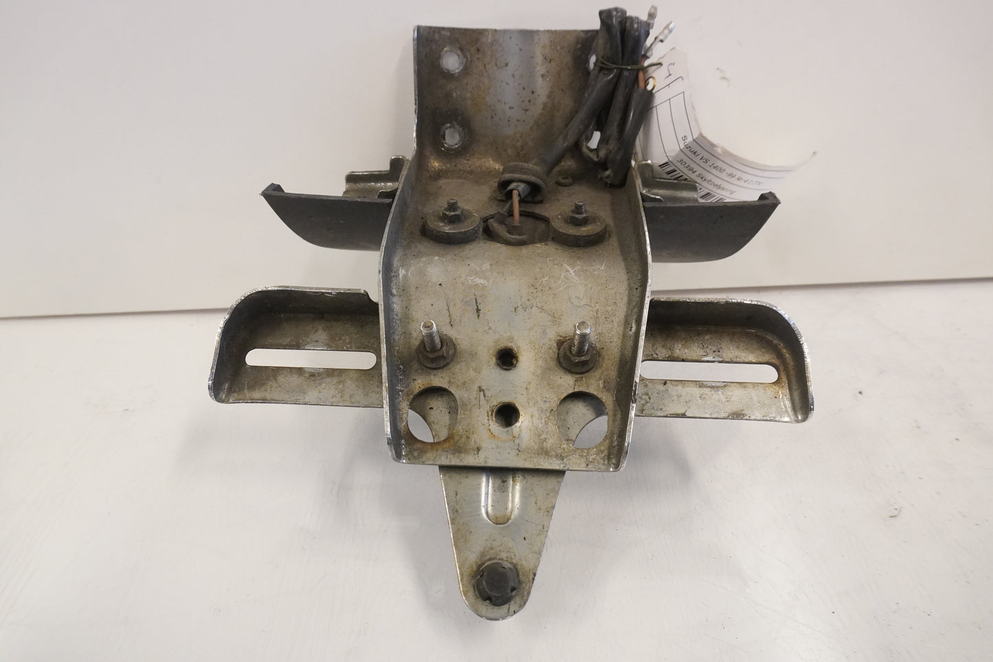 Höger sida på Skyltbelysning från en Suzuki VS 1400 -1999 motorcykel.