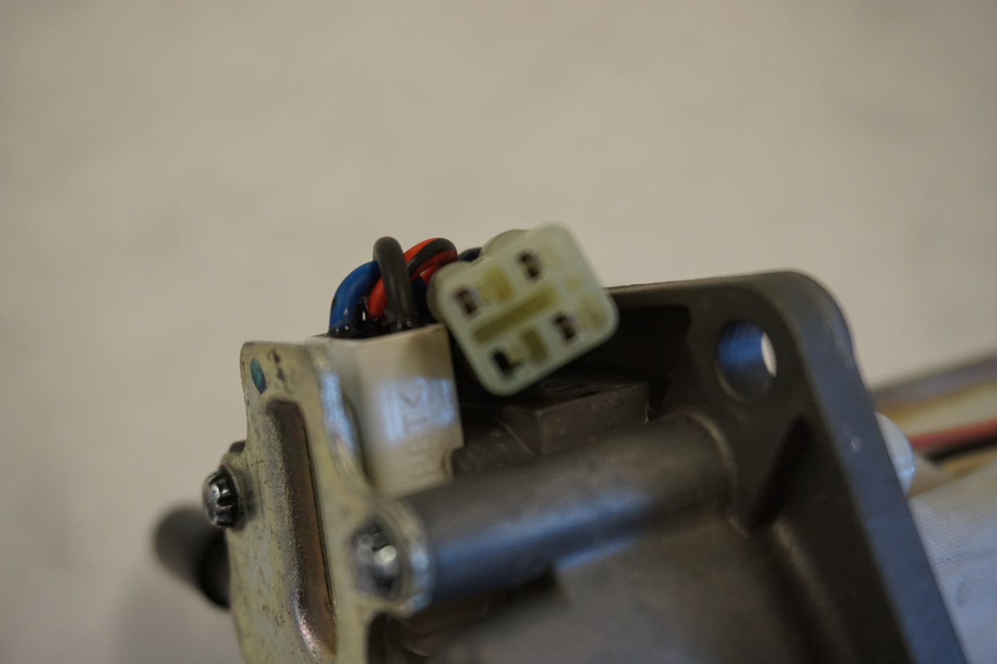 Extrabild5 på Bensinpump insprut från en Kawasaki Versys 650 -2007 motorcykel.