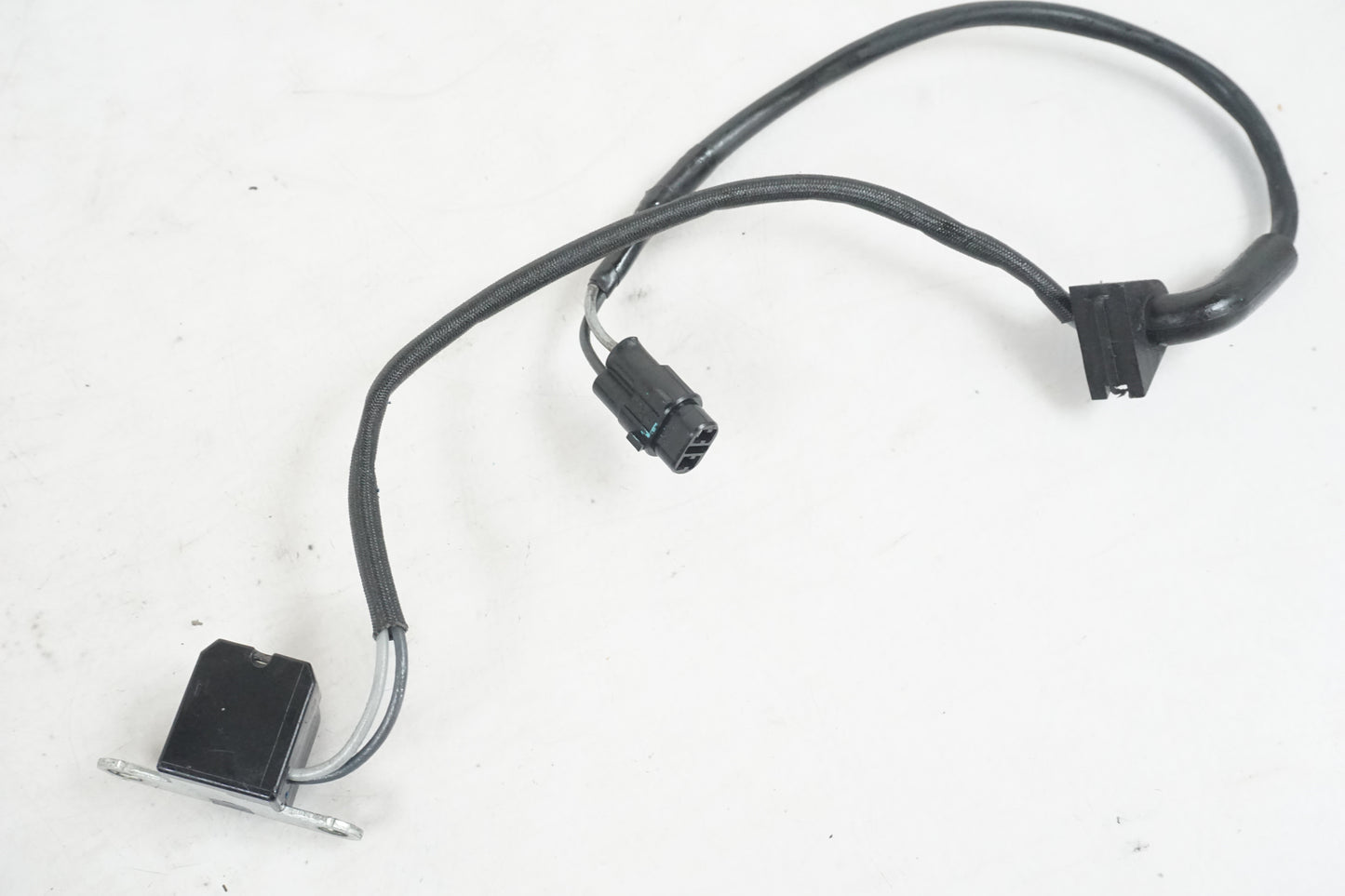 Höger sida på Tändpickup från en Triumph Tiger -2012 motorcykel.