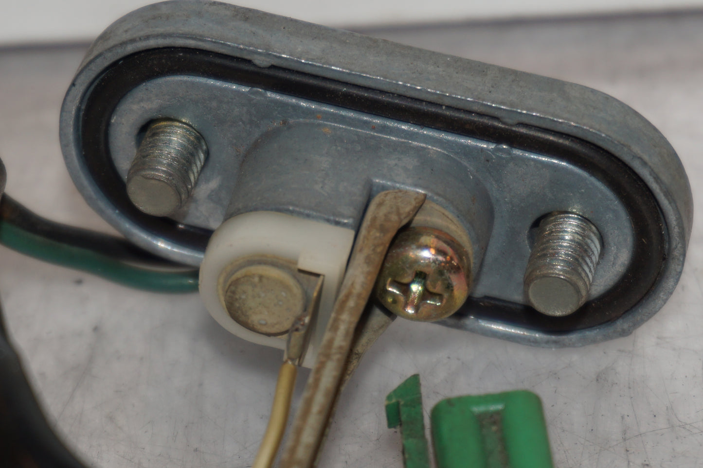 Extrabild1 pÄ Bensintankgivare frÄn en Yamaha FZR 1000 -1993 motorcykel.