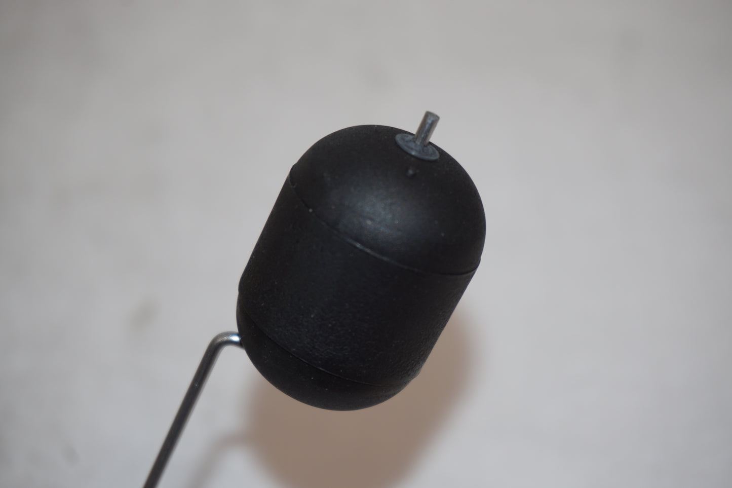 Extrabild1 på Bensintankgivare från en Yamaha XJR 1300 -2005 motorcykel.