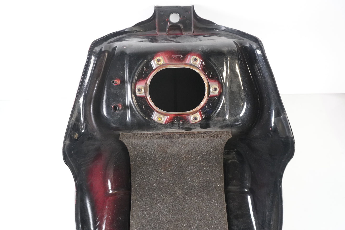 Extrabild4 på Bensintank från en Honda CBR 900 RR -2000 motorcykel.