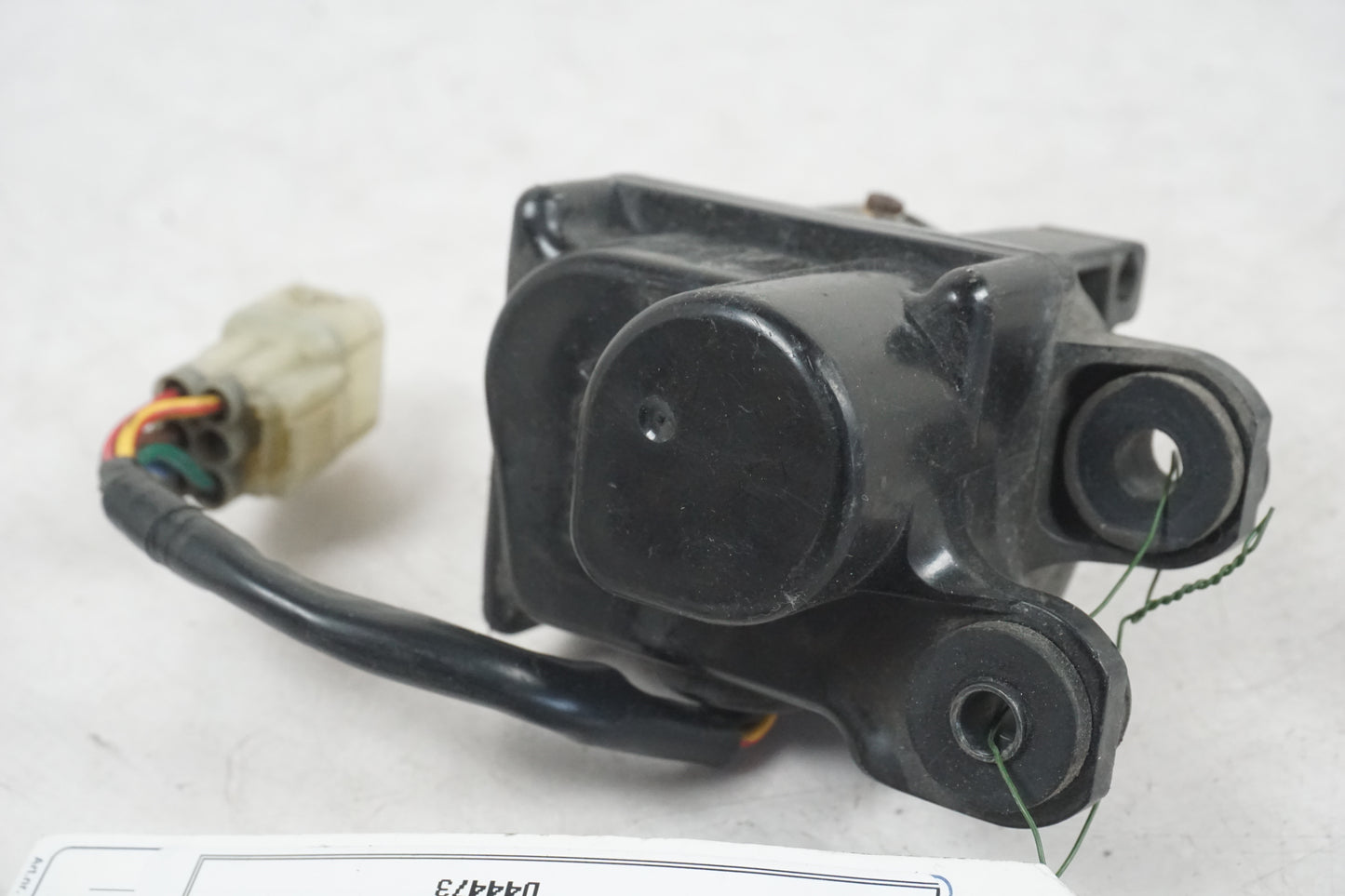 Vänster sida på Avgasspjällmotor från en Honda CBR 1000 RR -2006 motorcykel.