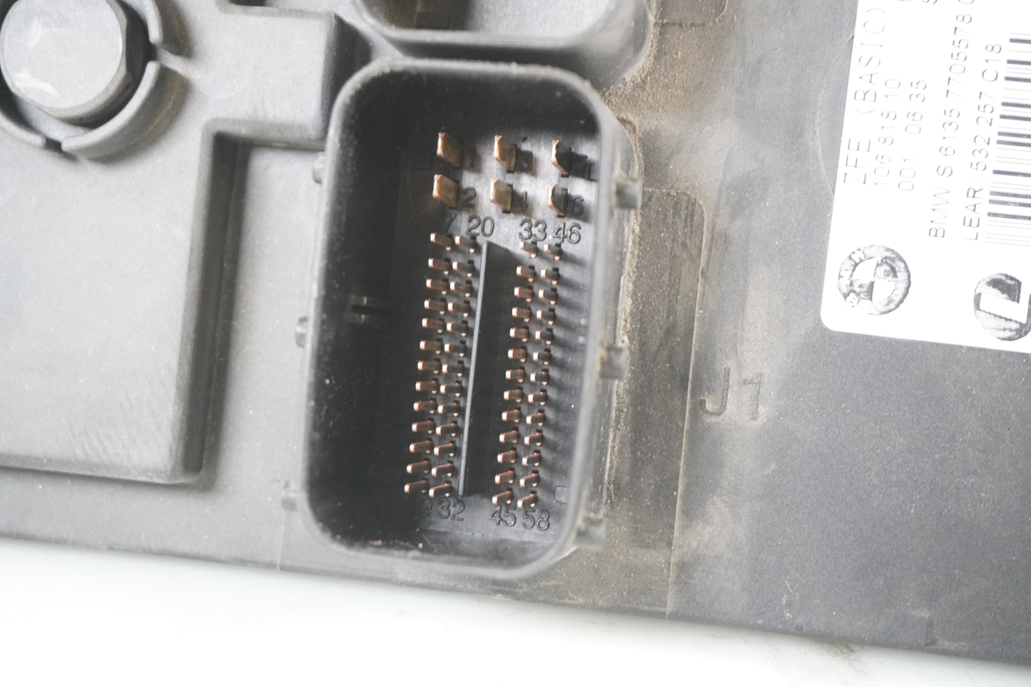 Höger sida på ZFE styrbox från en BMW R 1200 GS -2007 motorcykel.