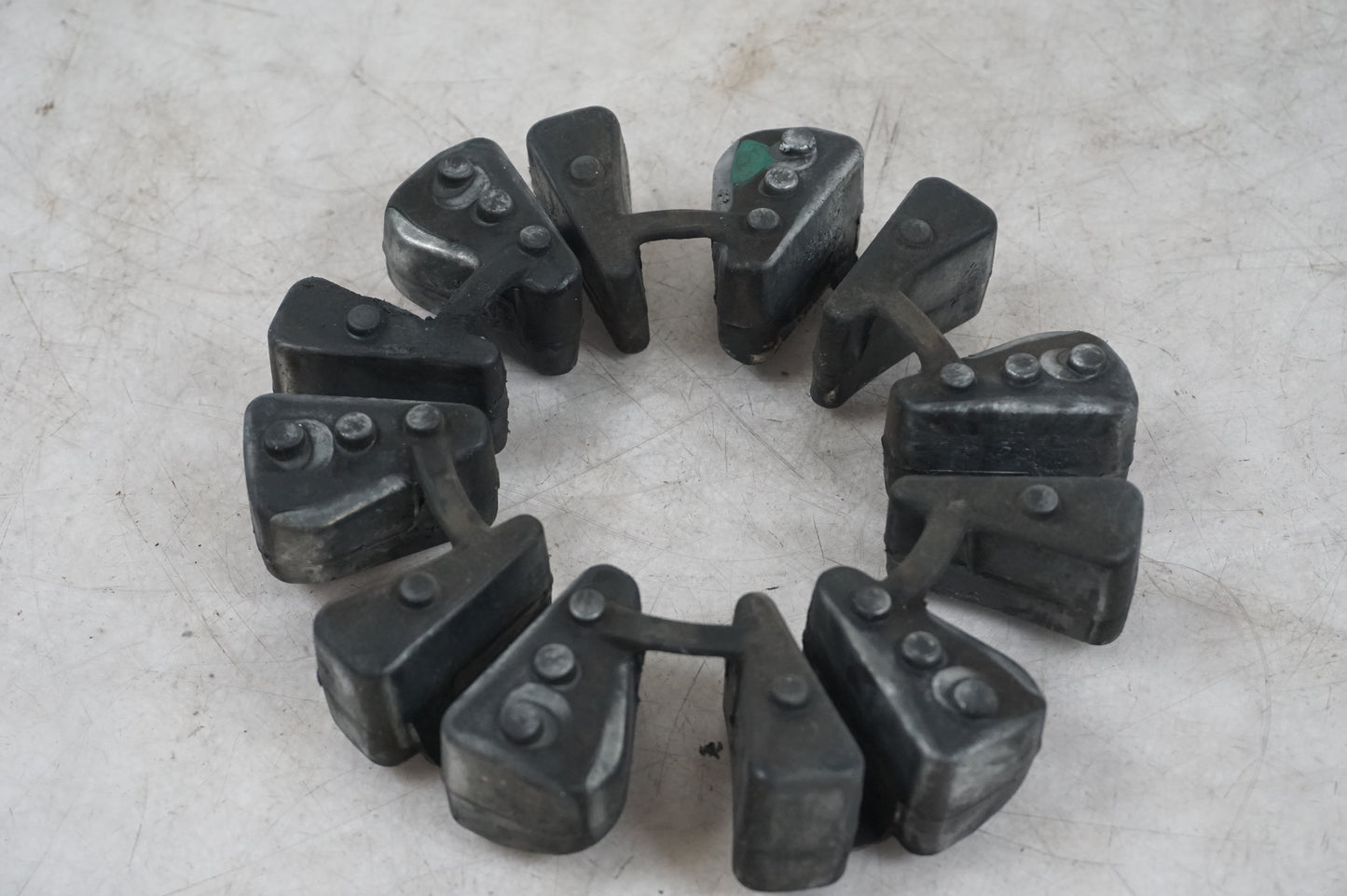 Stabilizzatore di oscillazione