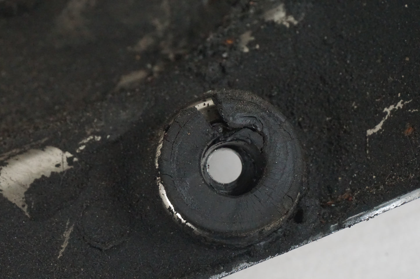 Extrabild2 på Motorkåpa från en Yamaha XVS 1100 -2000 motorcykel.